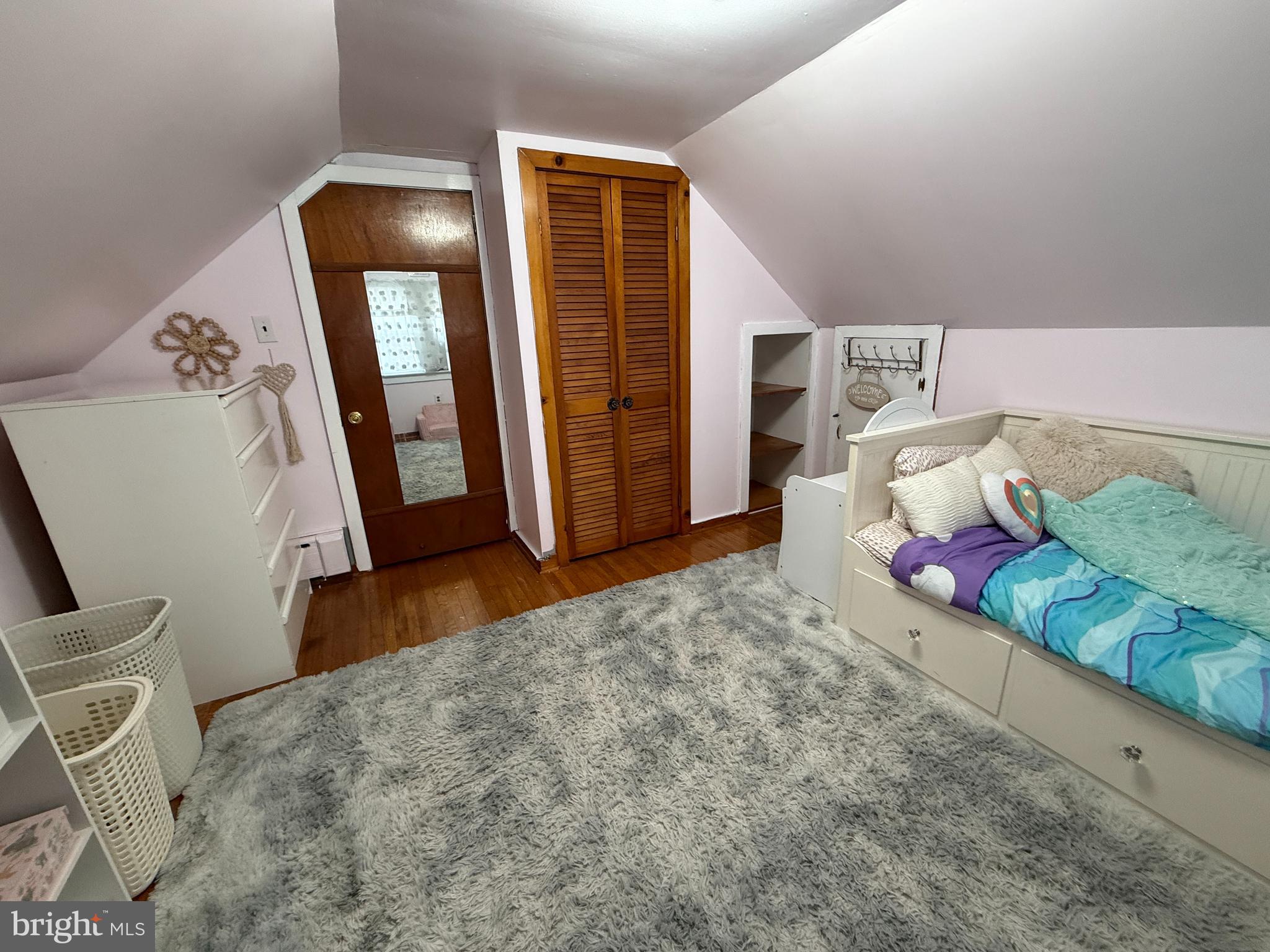 412 LIPPINCOTT AVENUE