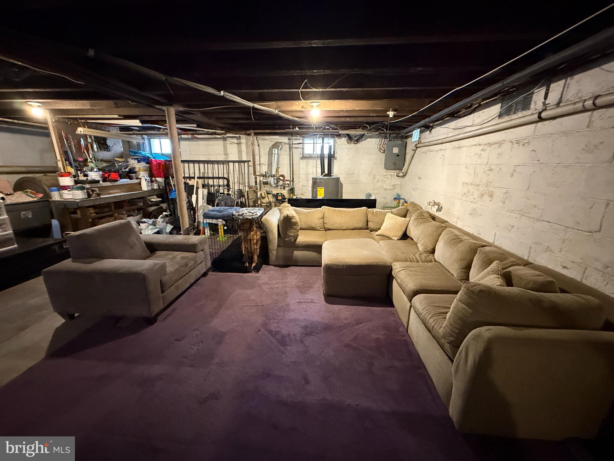 412 LIPPINCOTT AVENUE