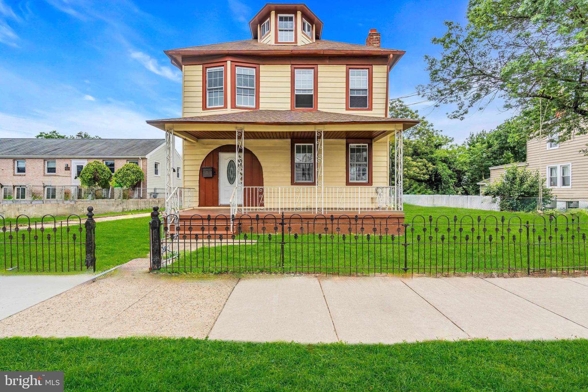 224 E WASHINGTON STREET
