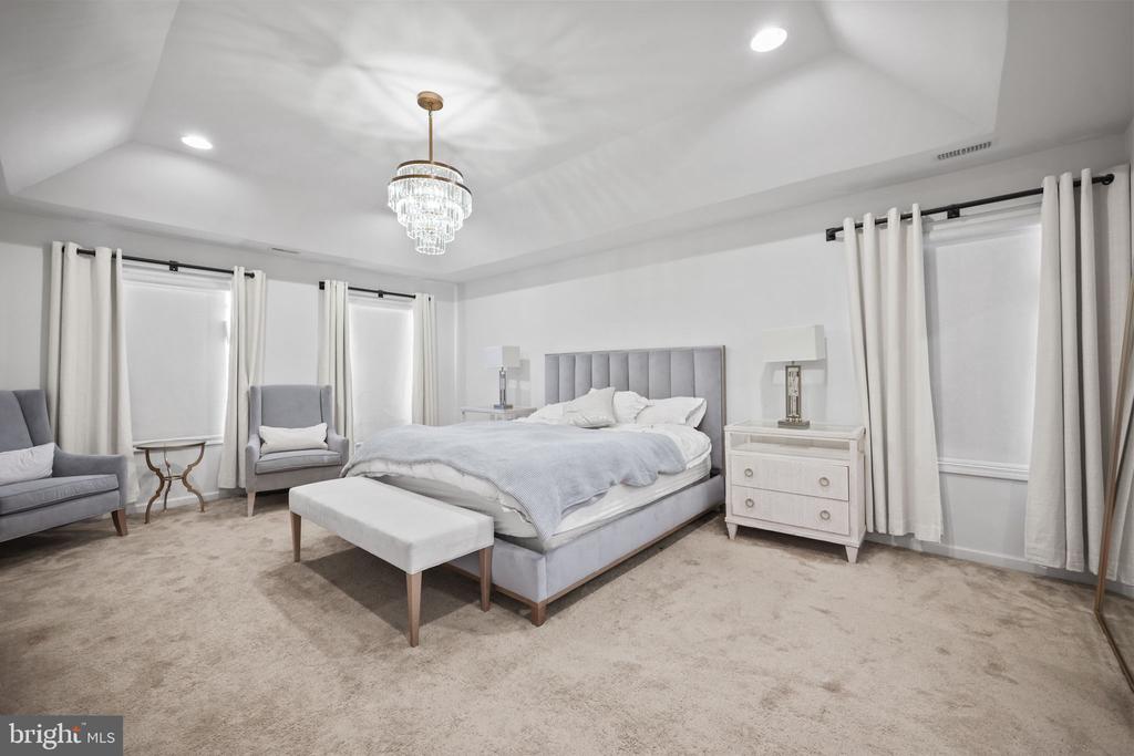 5 ANTRON BROWN WAY