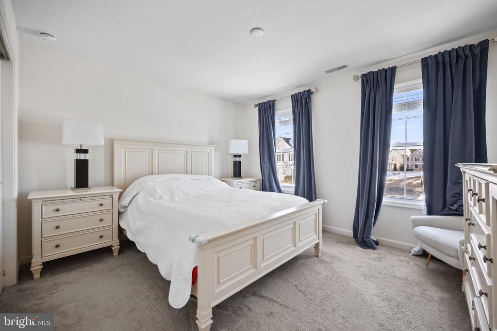5 ANTRON BROWN WAY