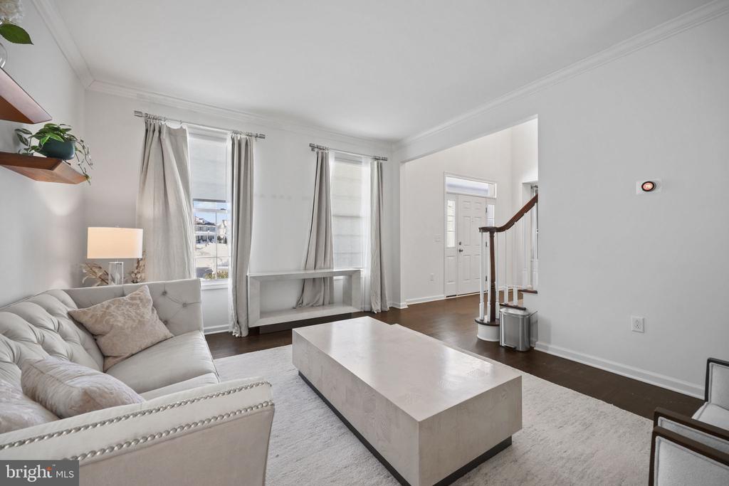 5 ANTRON BROWN WAY
