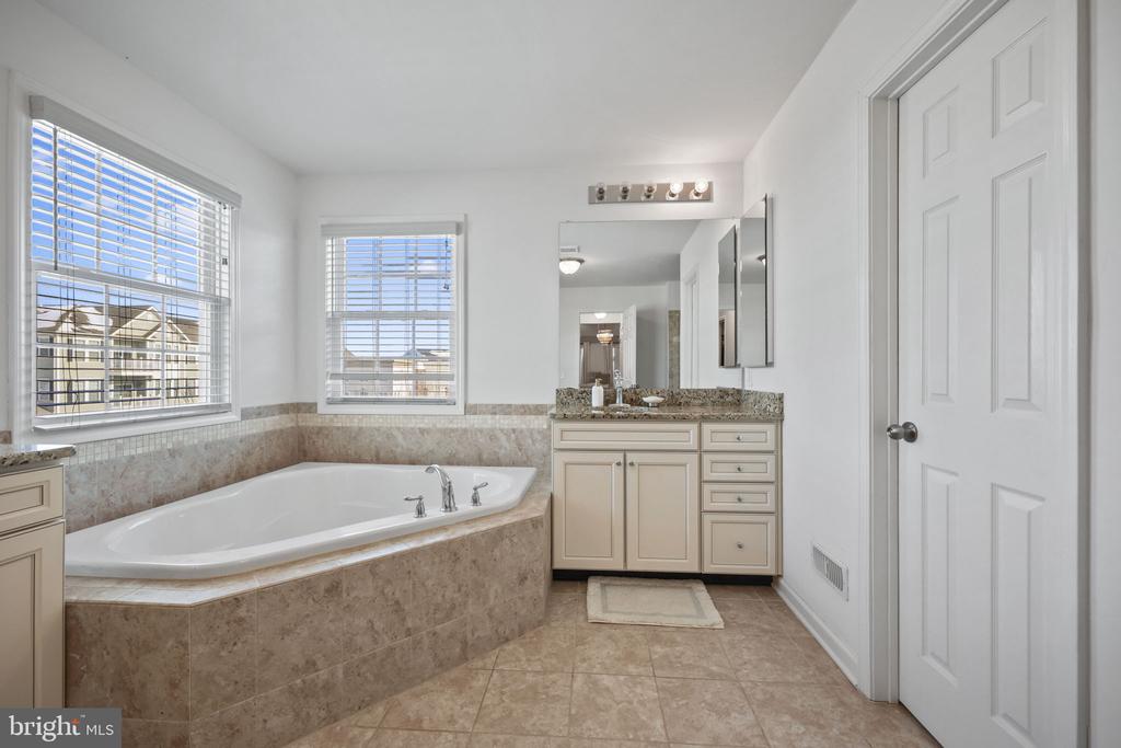 5 ANTRON BROWN WAY