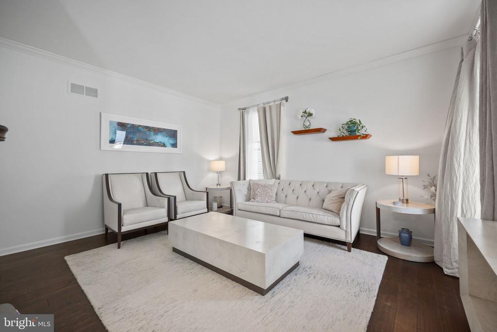 5 ANTRON BROWN WAY