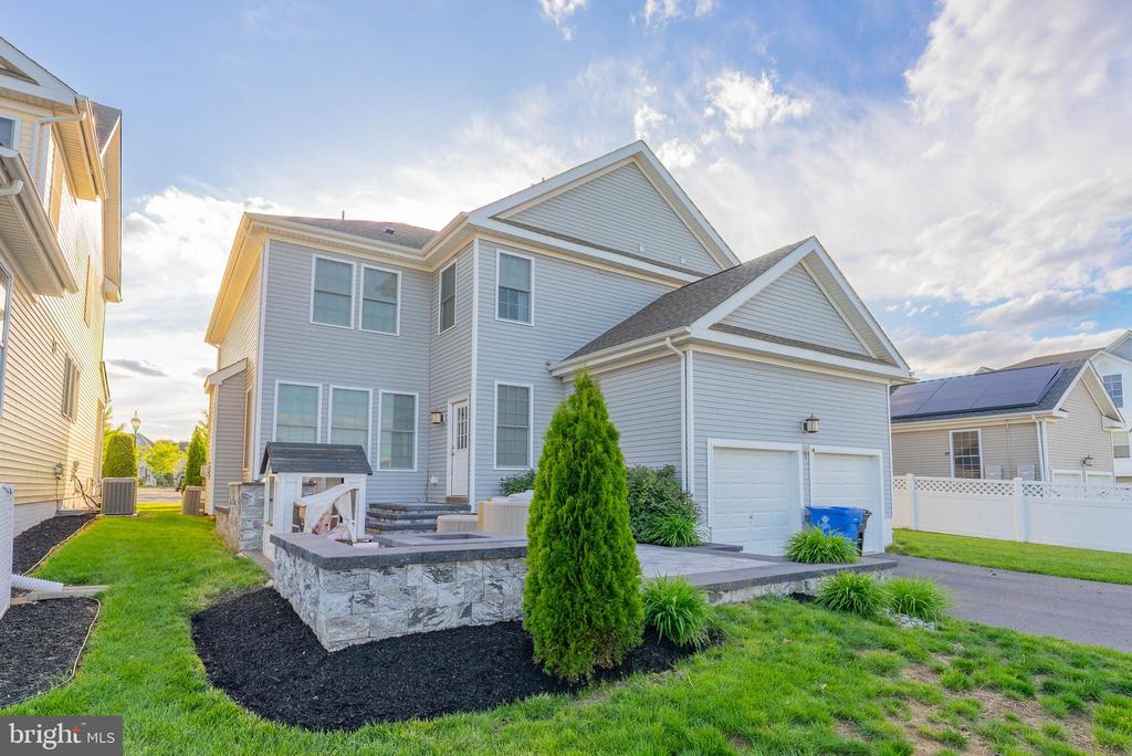 5 ANTRON BROWN WAY