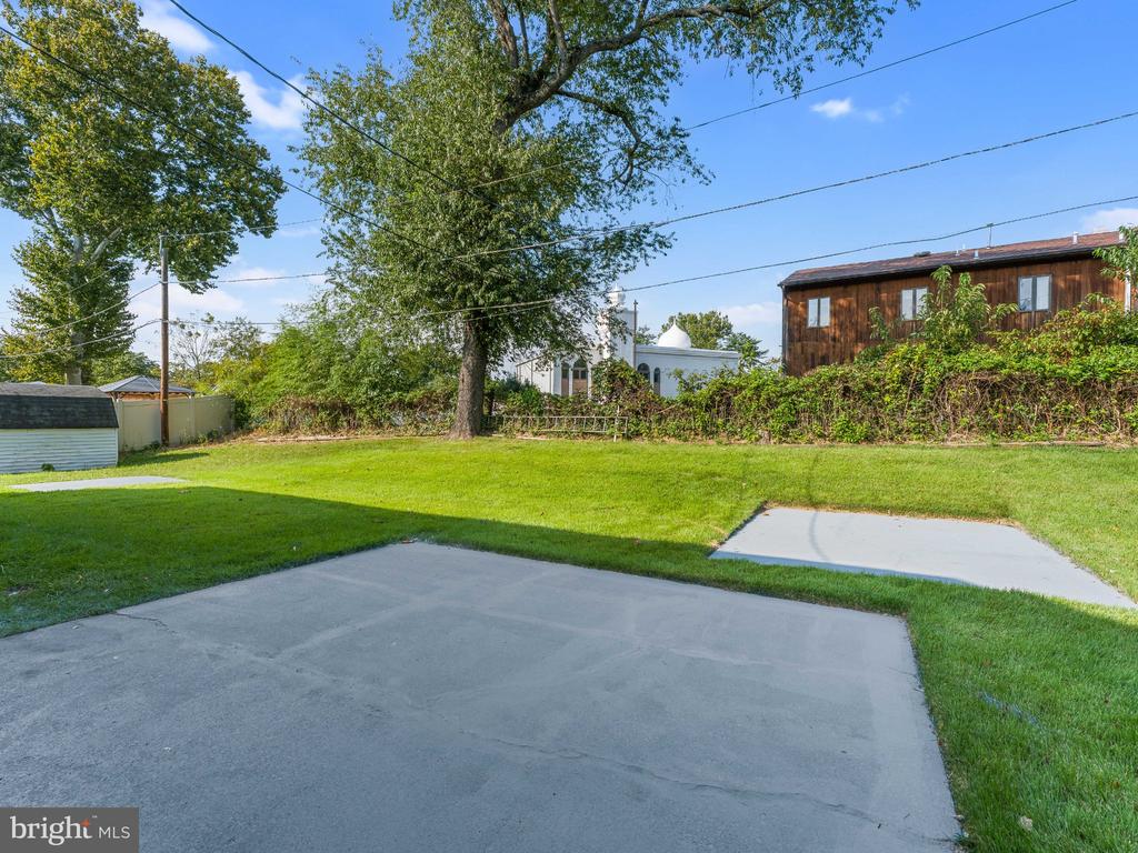 278 TIFFANY LANE
