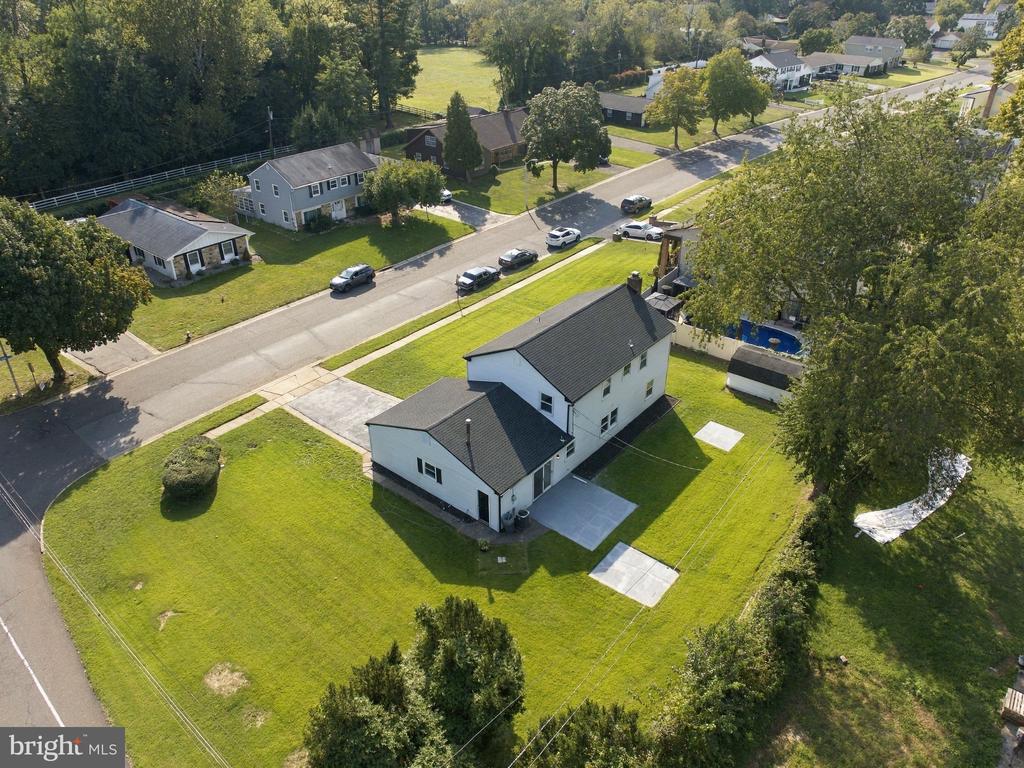 278 TIFFANY LANE