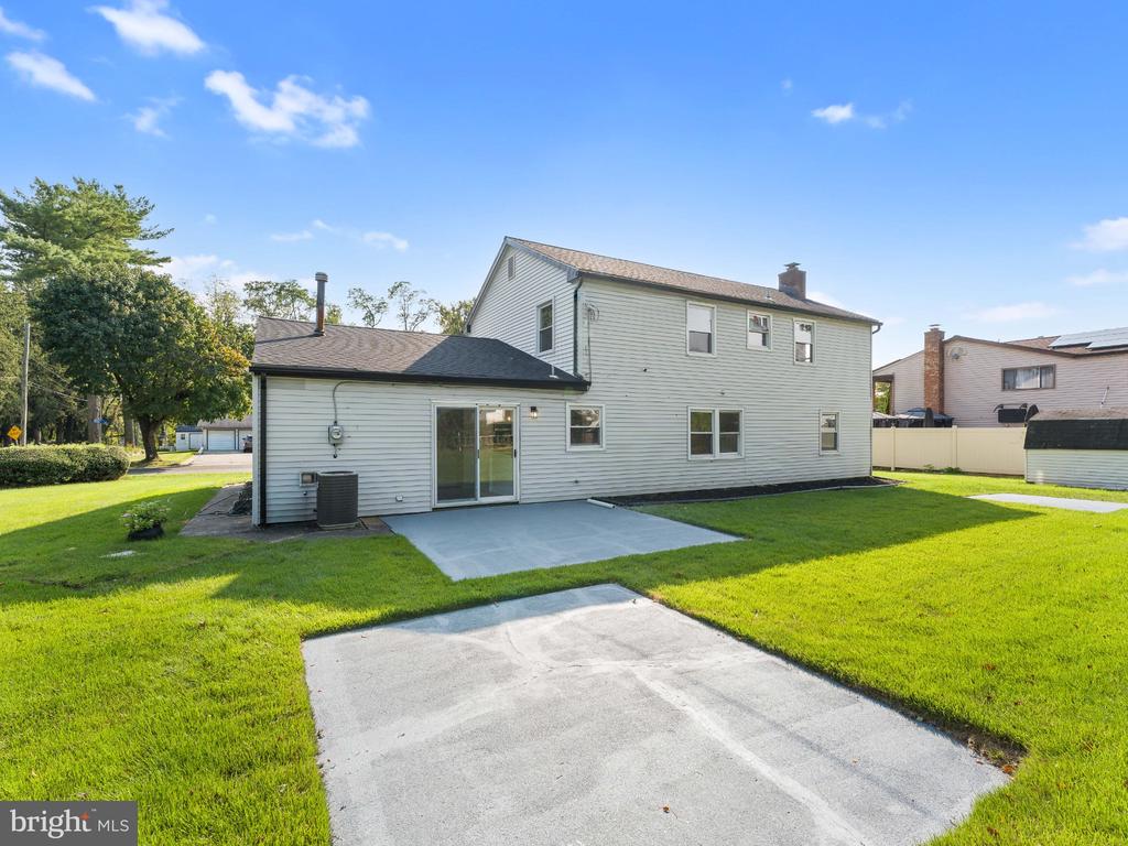 278 TIFFANY LANE