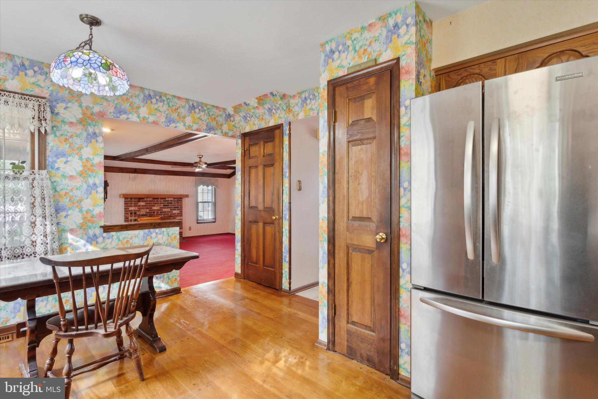 38 Crestwood Ave