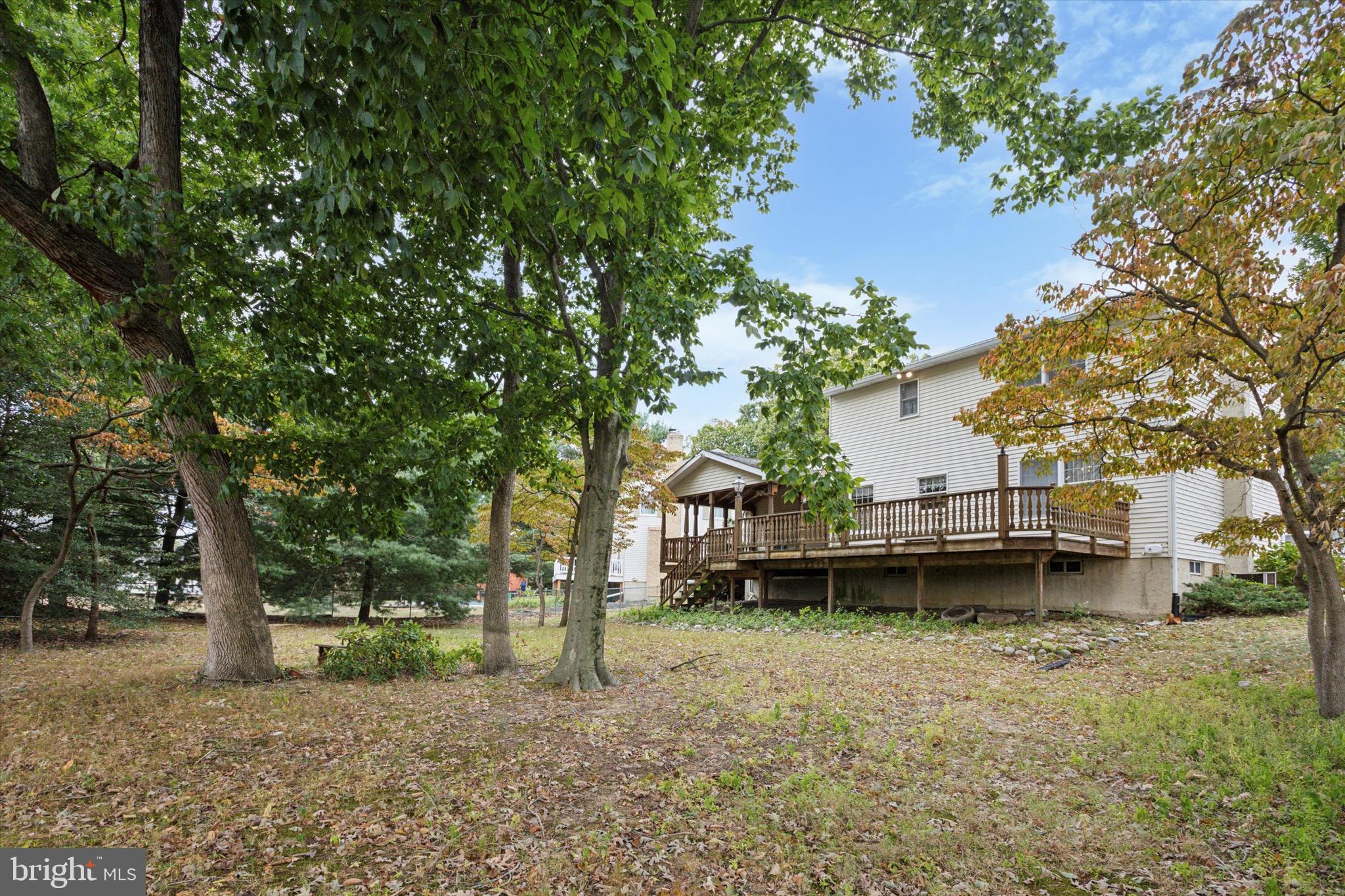 38 Crestwood Ave
