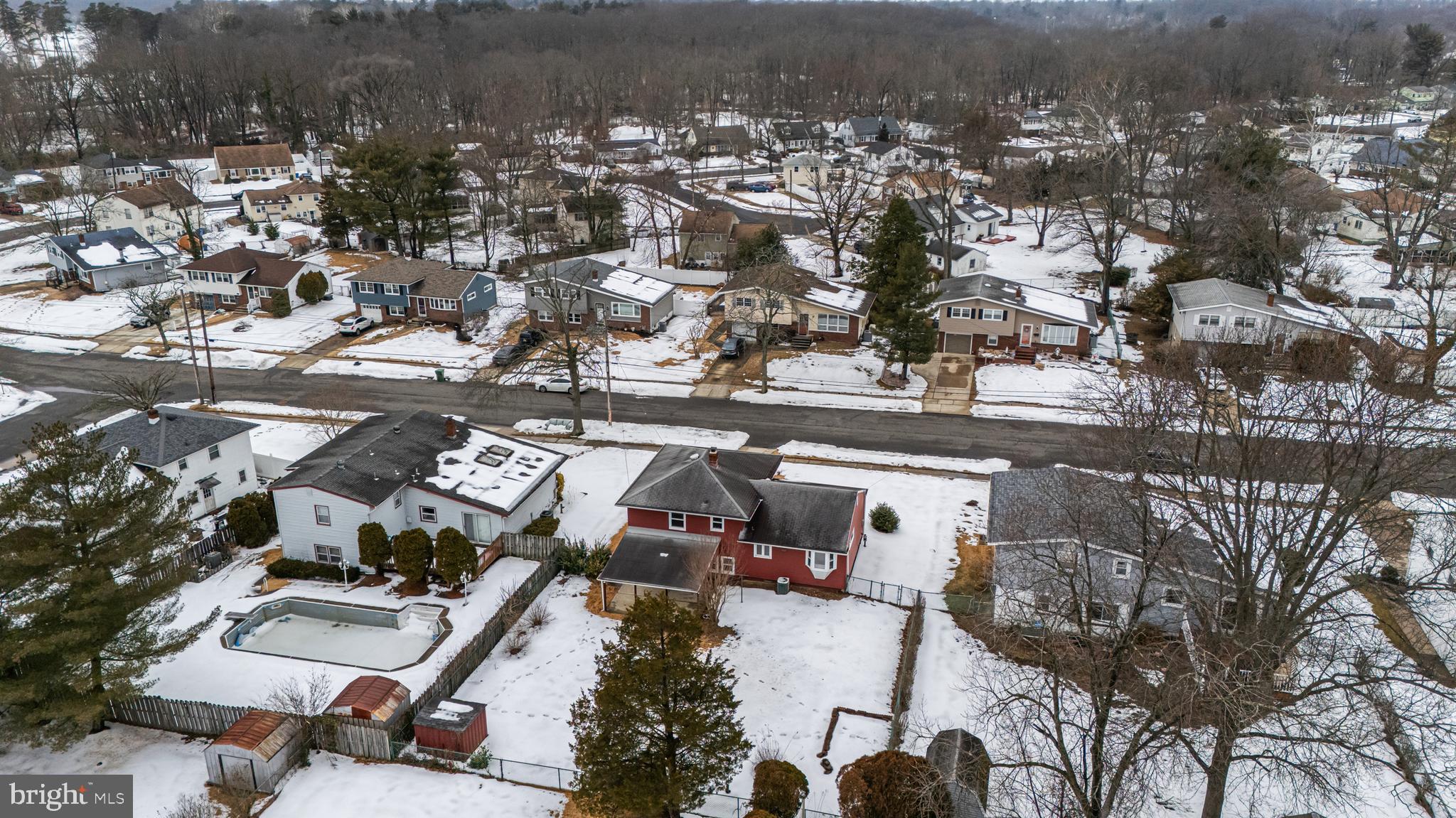 154 E VALLEYBROOK ROAD