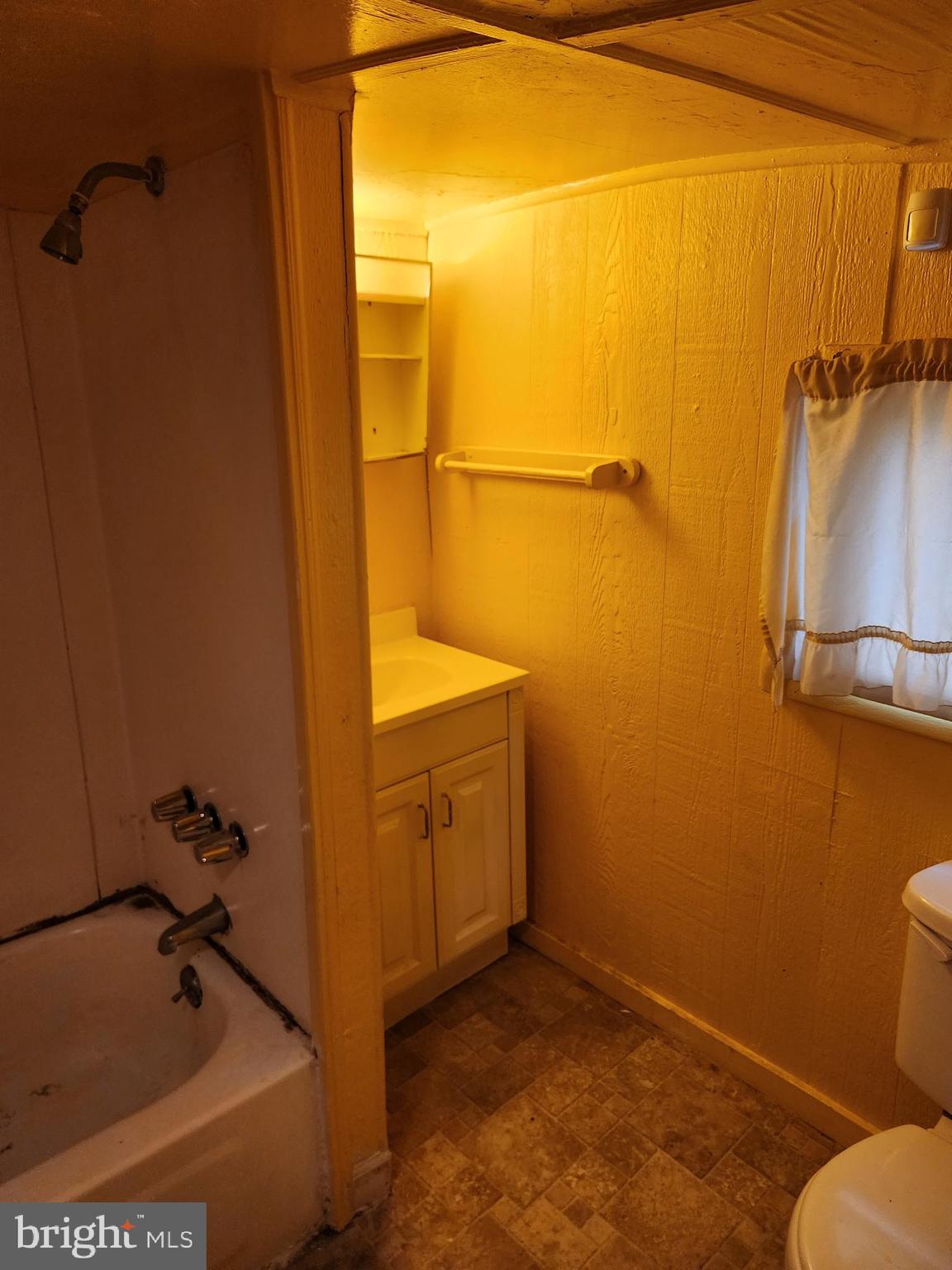 82 SAINT CLAIR AVENUE