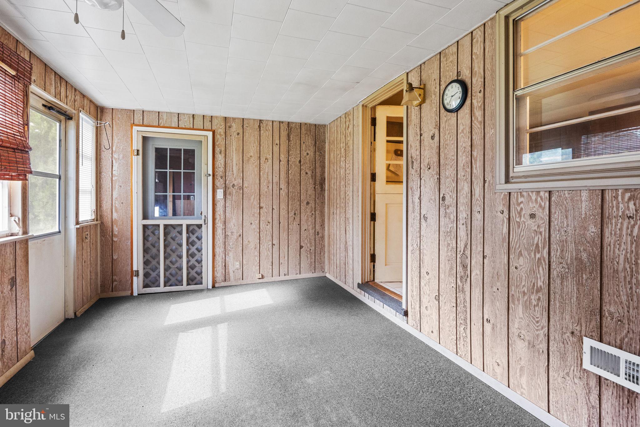 19 Blue Grass DRIVE