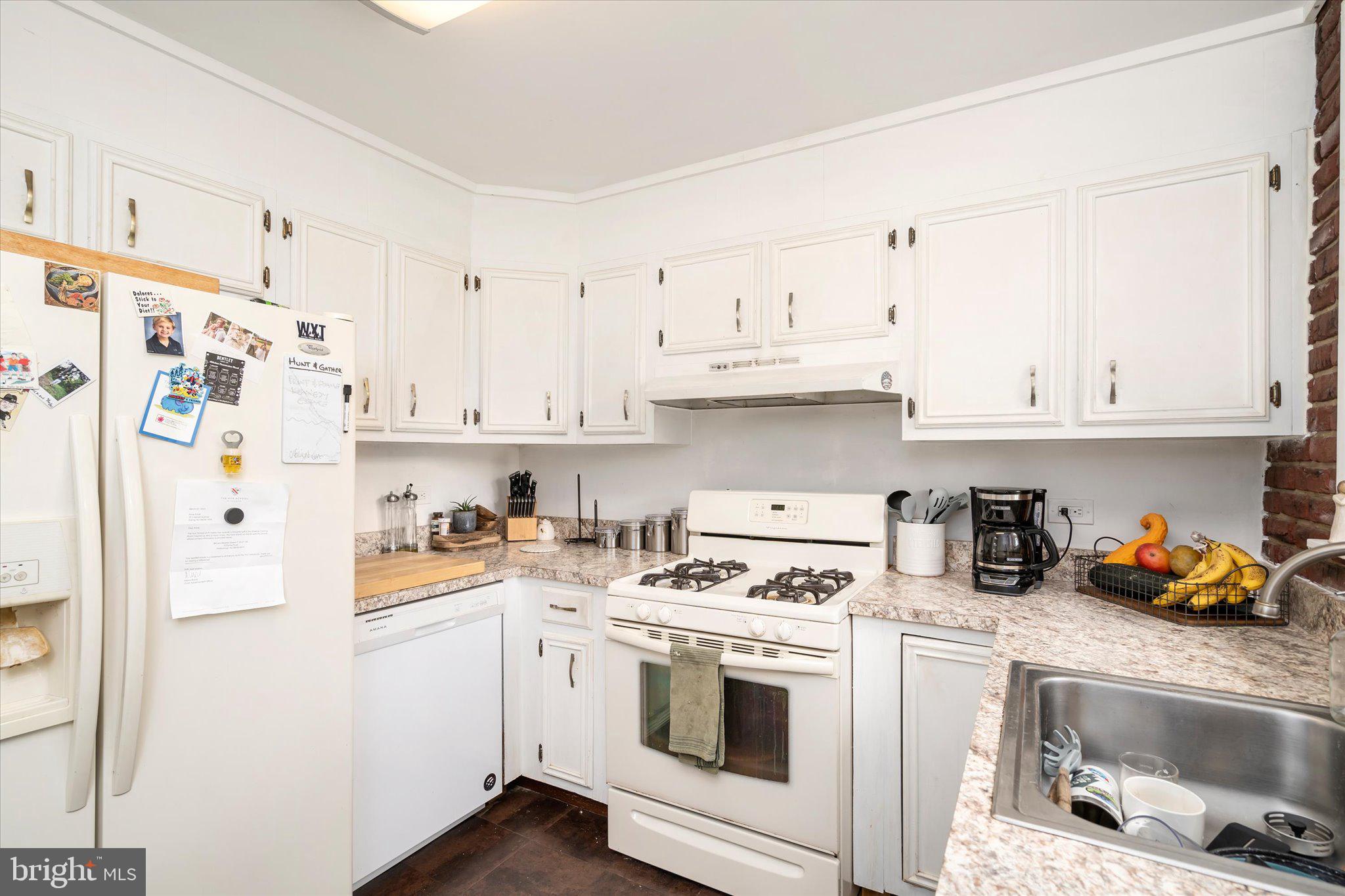 20 LINWOOD AVENUE