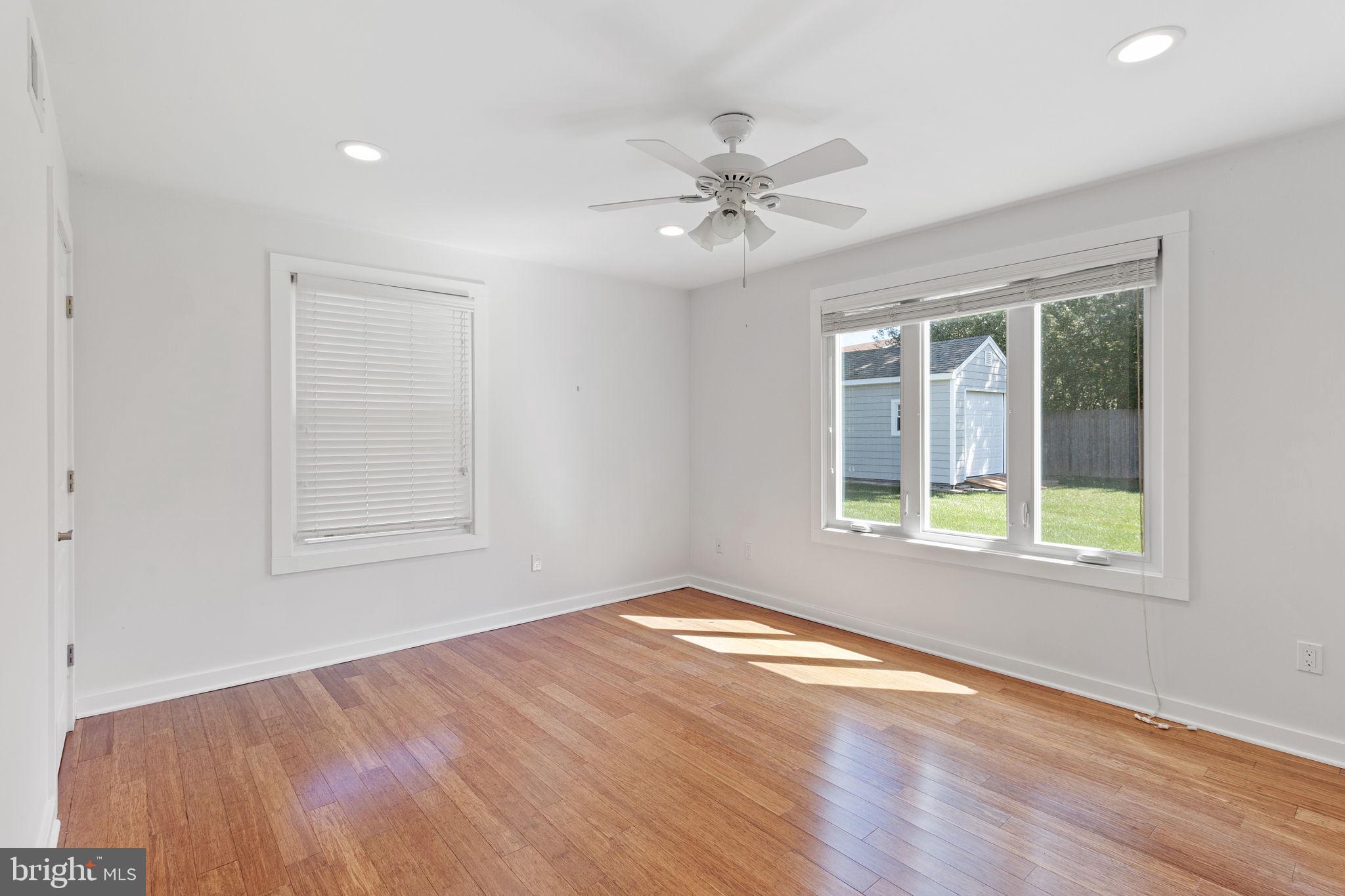 82 Deacon DRIVE