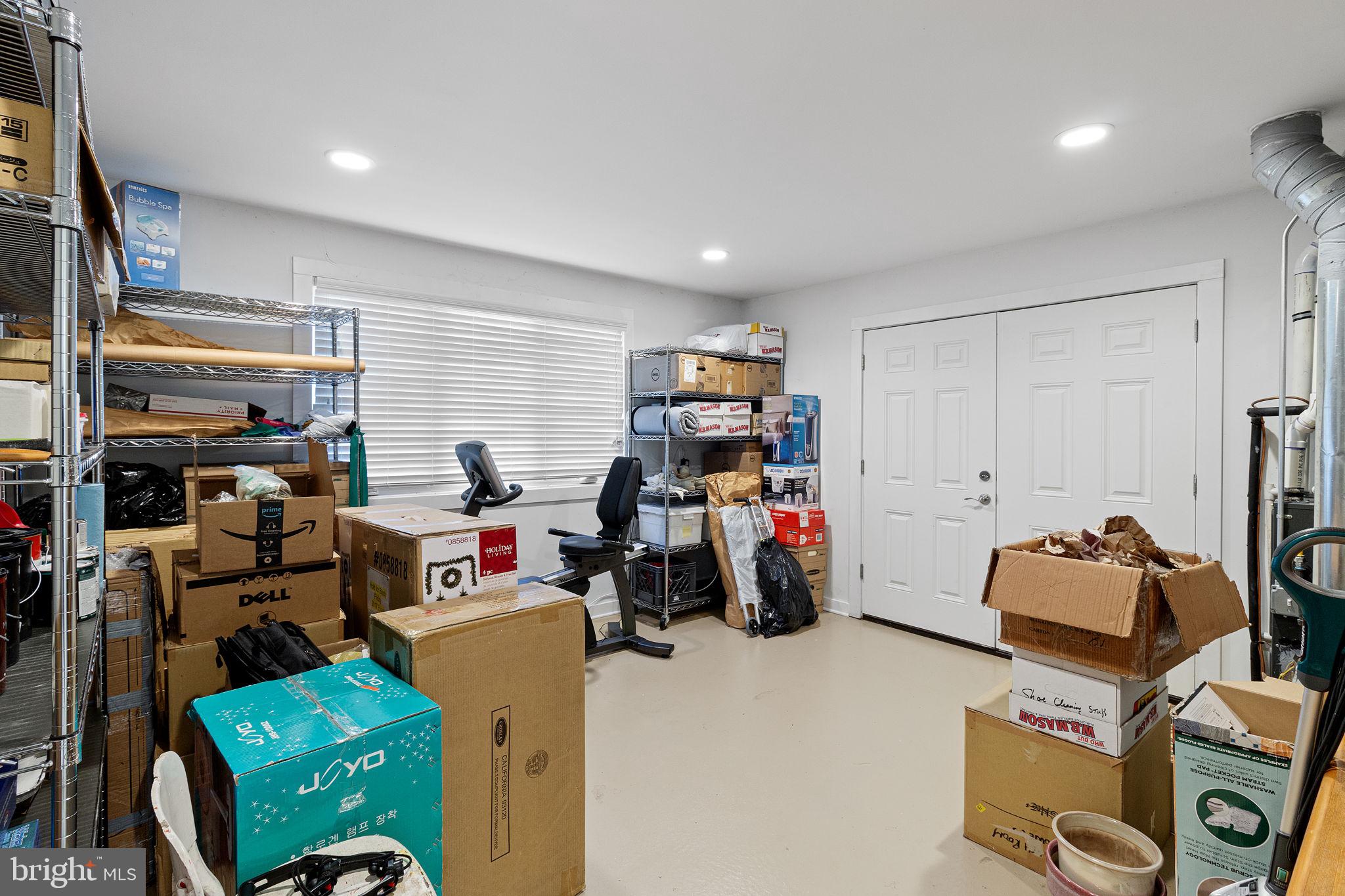82 Deacon DRIVE