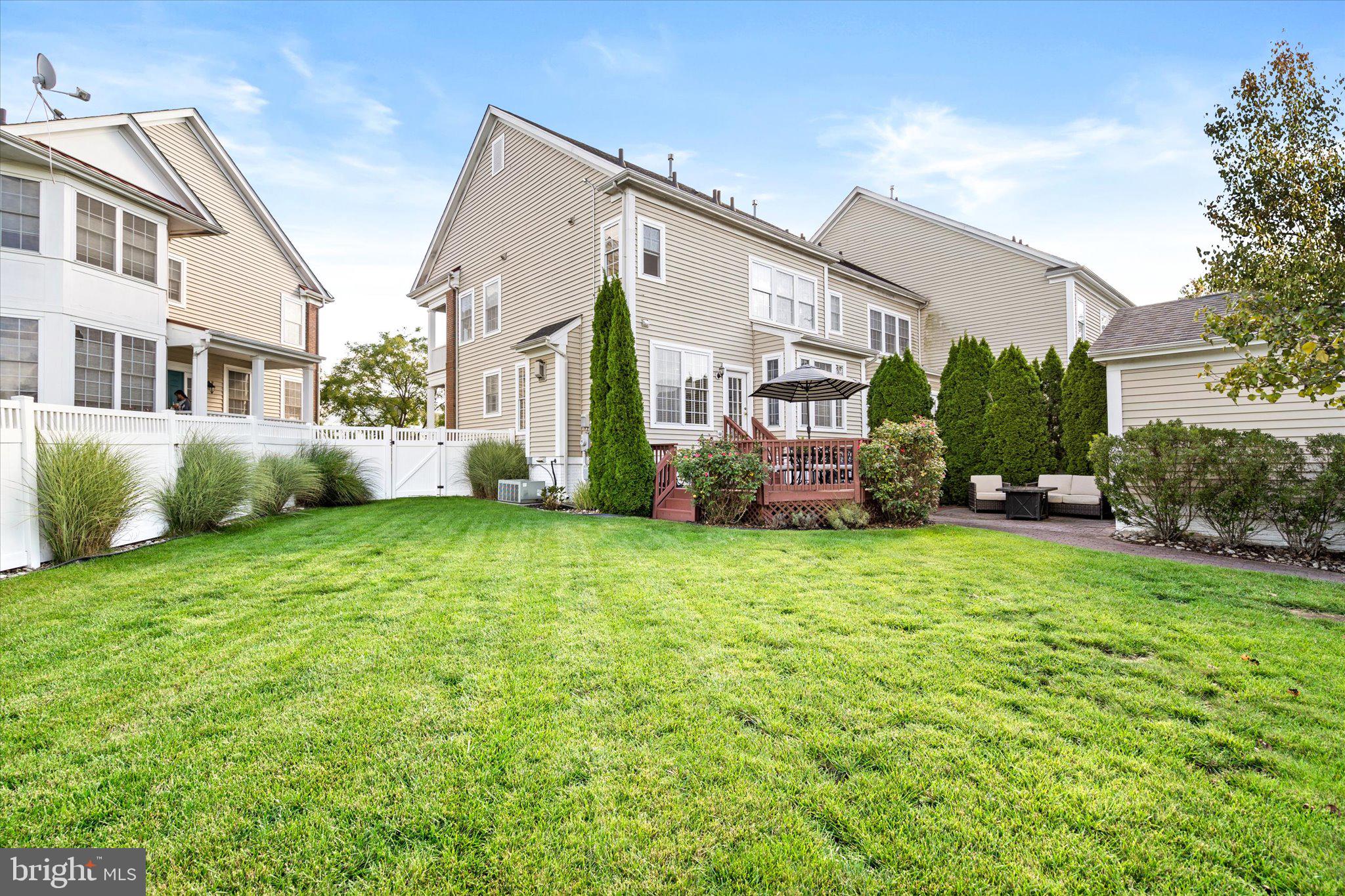 152 Burnt CREST