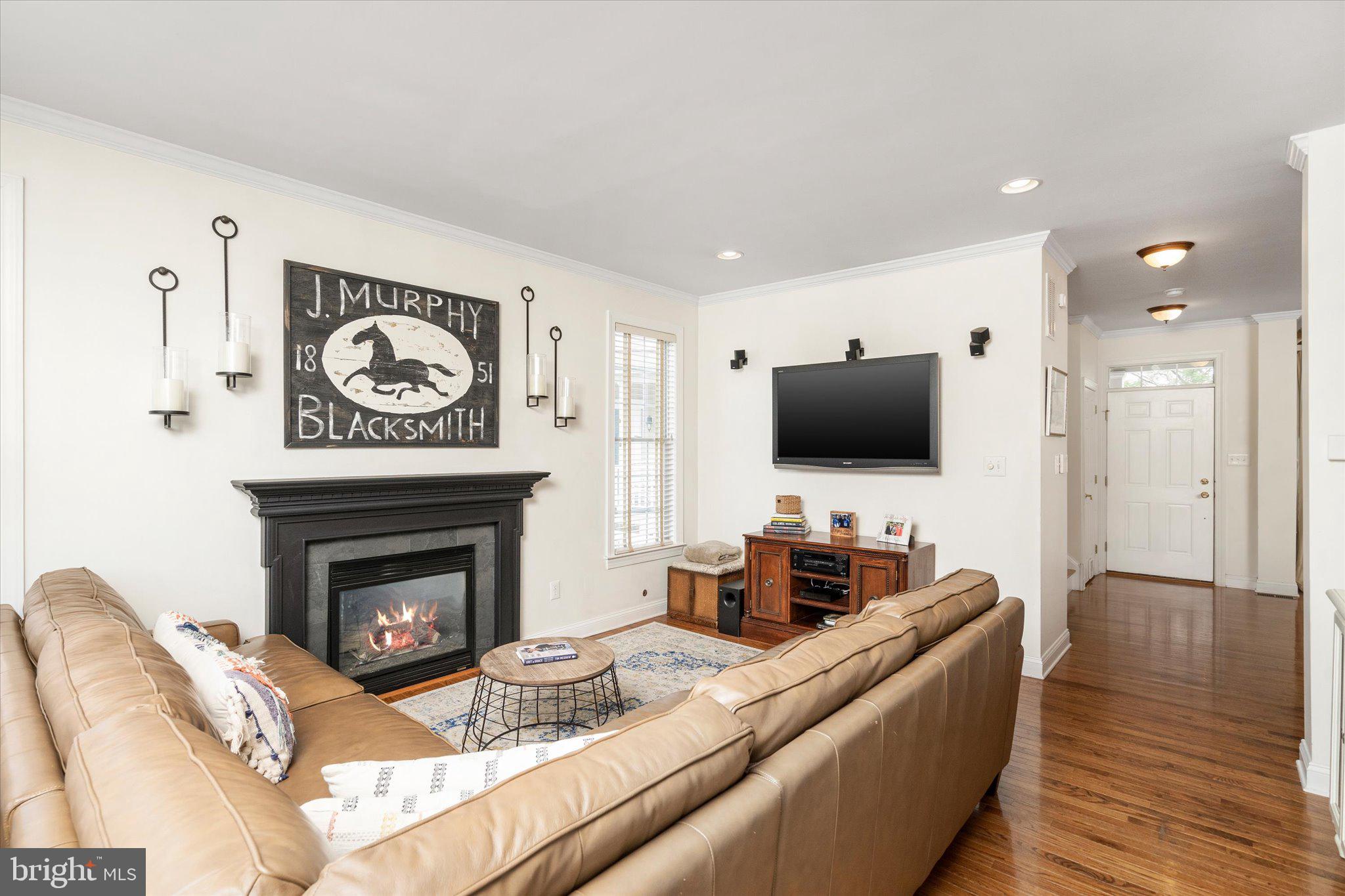 152 Burnt CREST