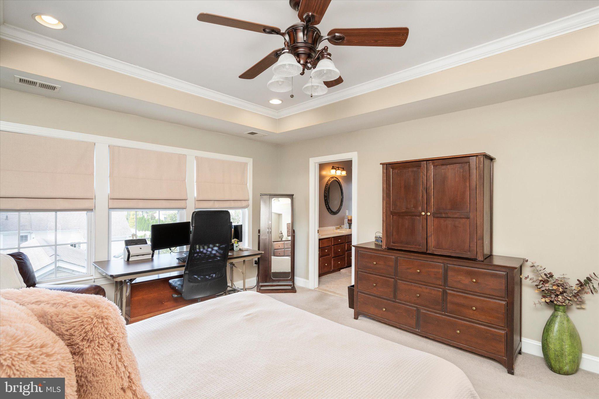 152 Burnt CREST