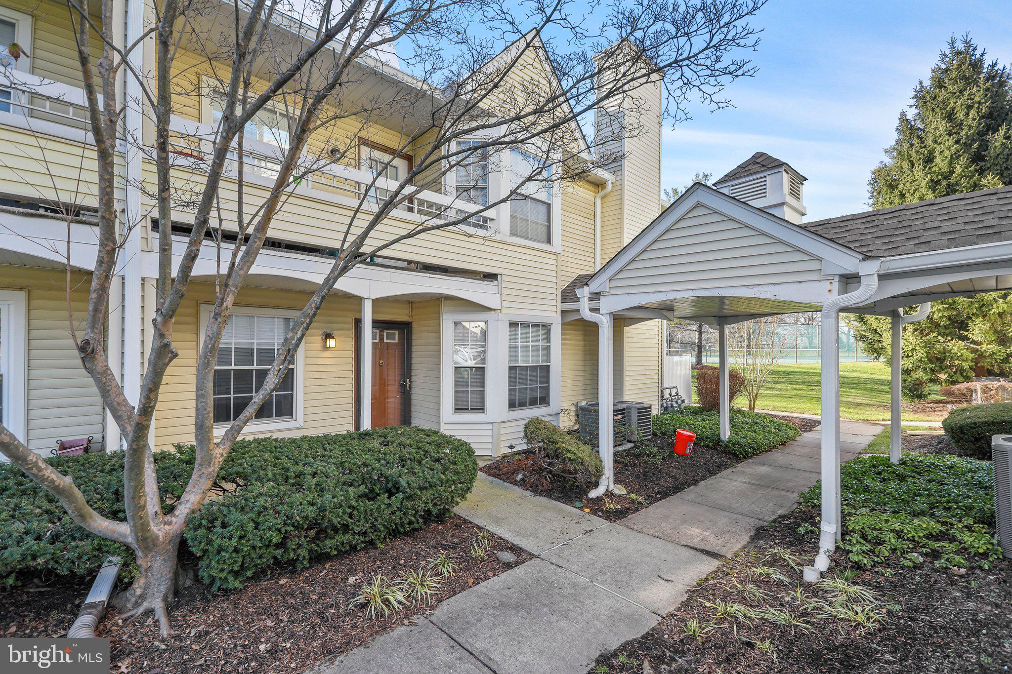 12 Powell DRIVE
