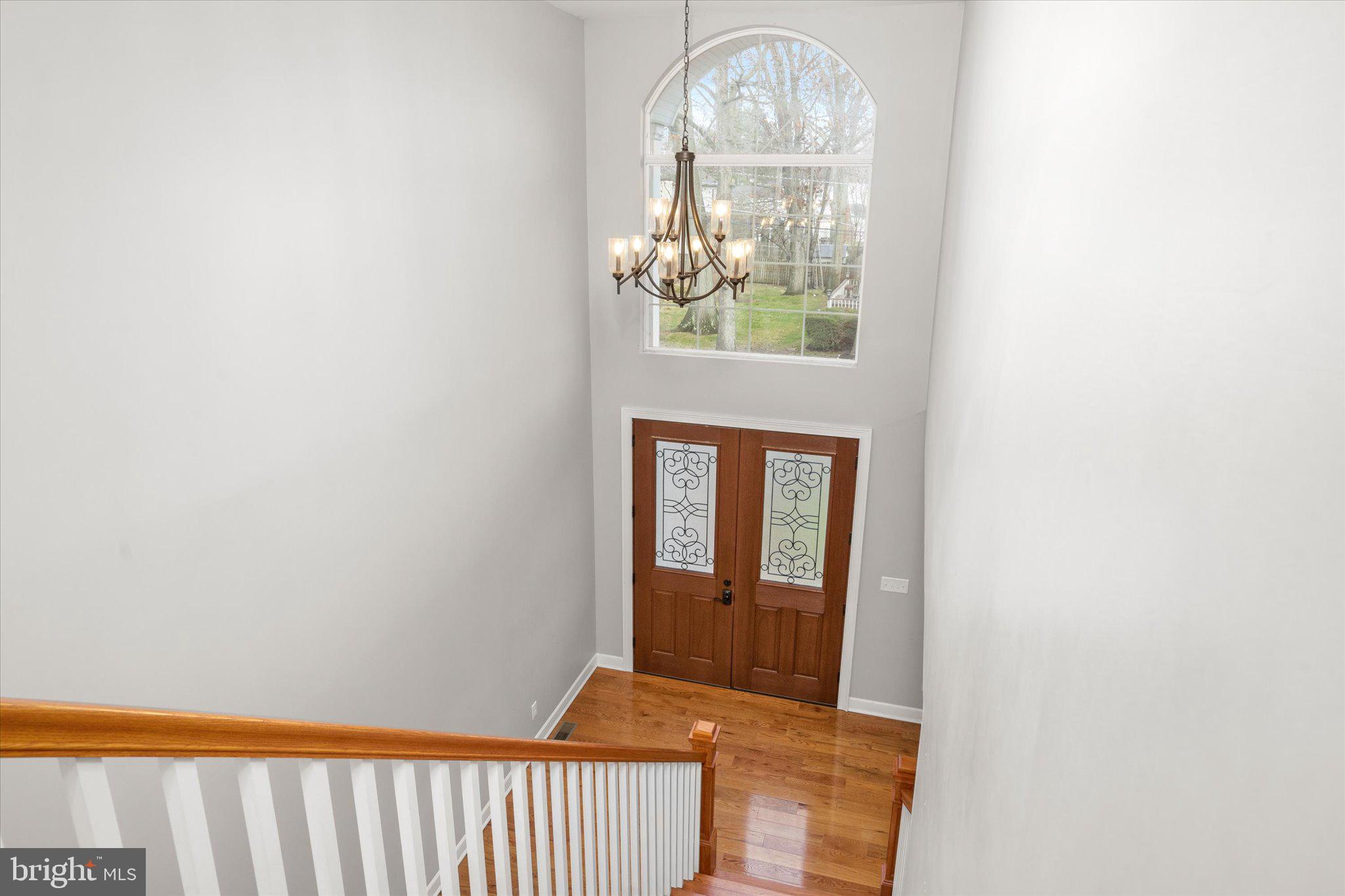 85 Hoover Ave