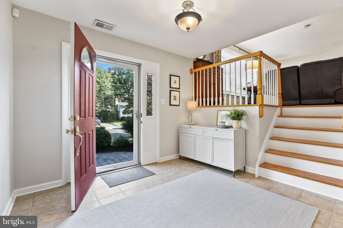 14 Hillsdale Rd