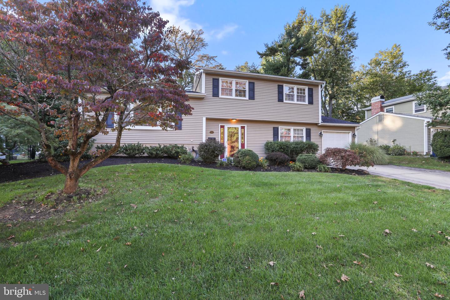 14 Hillsdale Rd