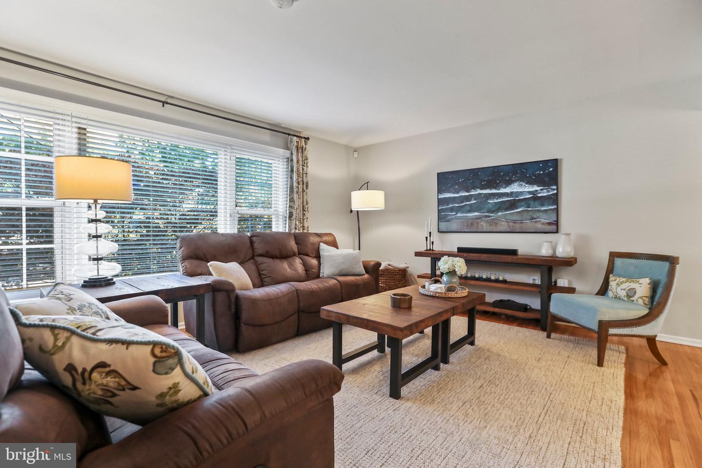 14 Hillsdale Rd