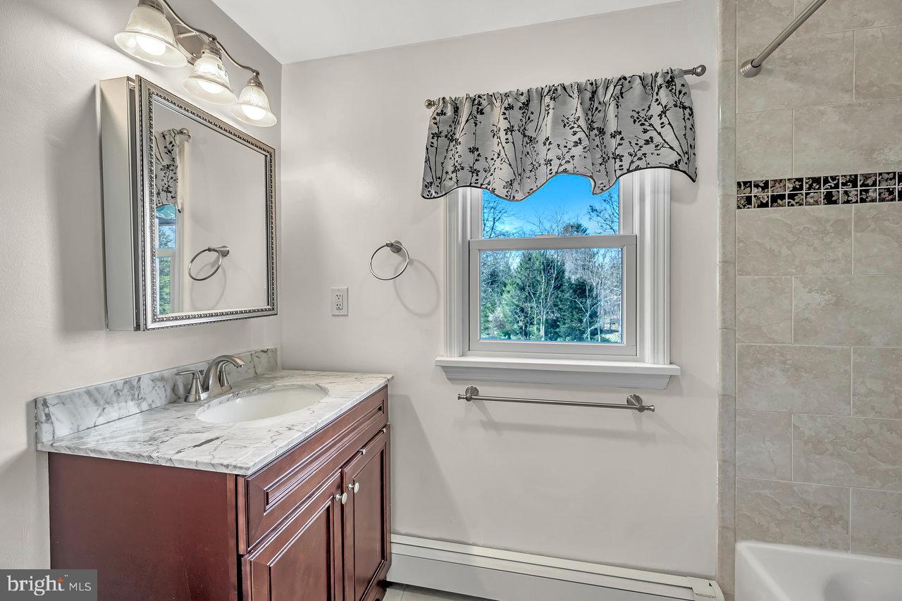 102 Conover Rd