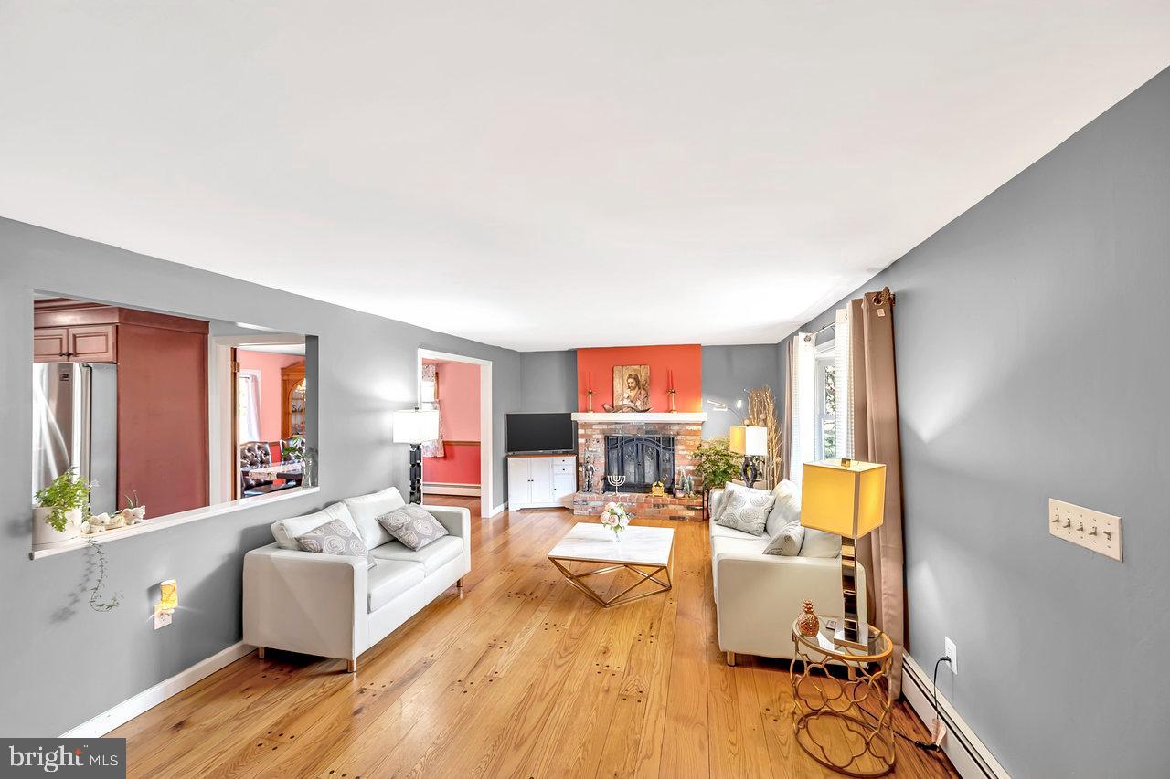 102 Conover Rd