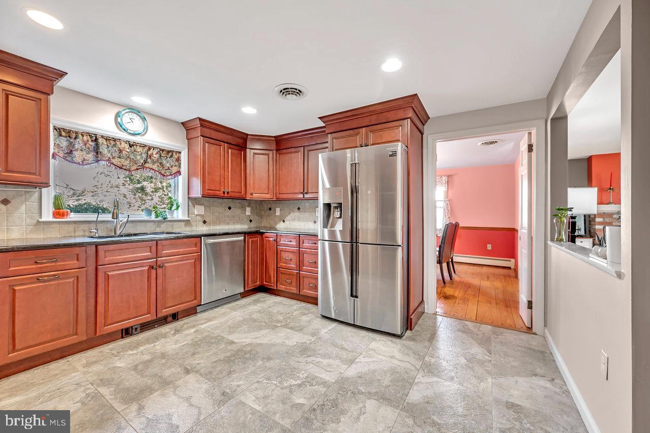 102 Conover Rd