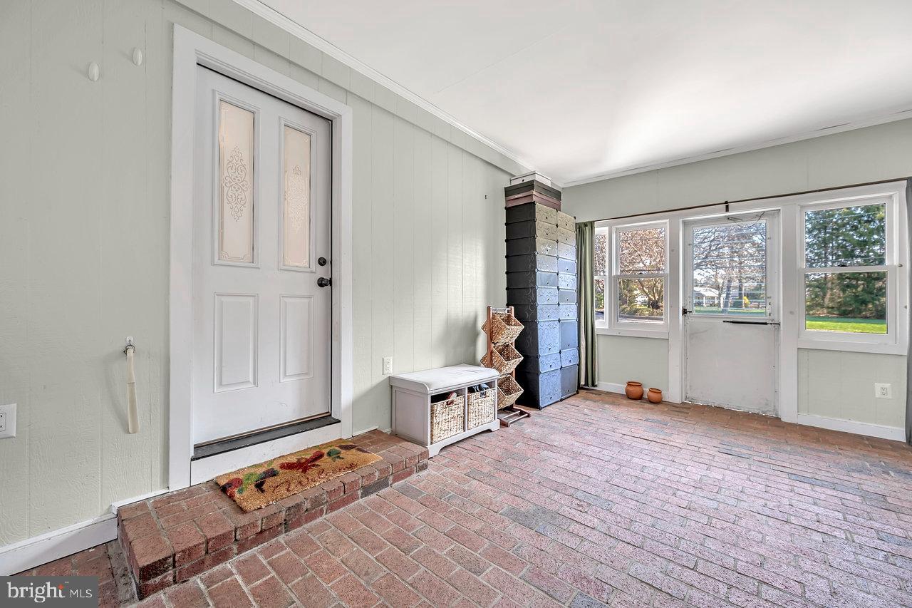 102 Conover Rd