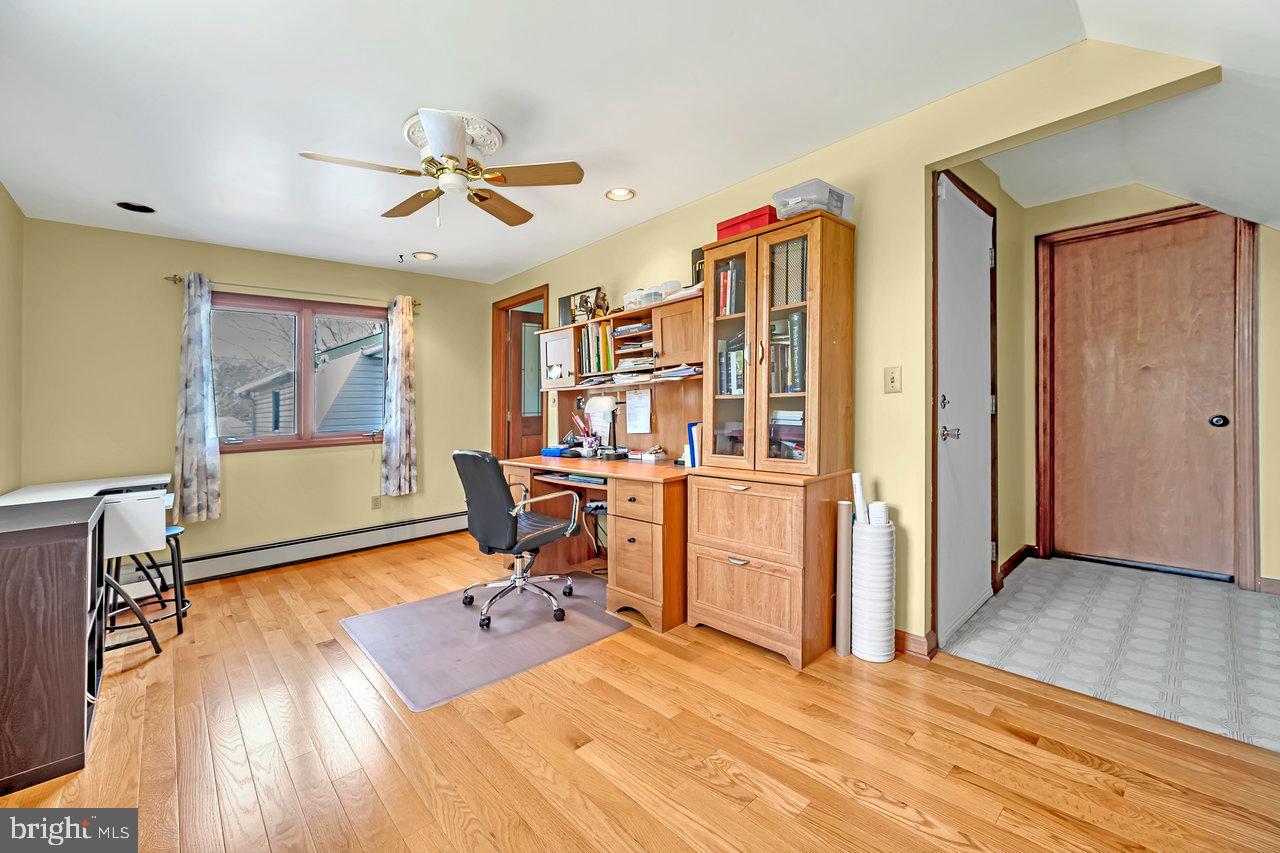 102 Conover Rd