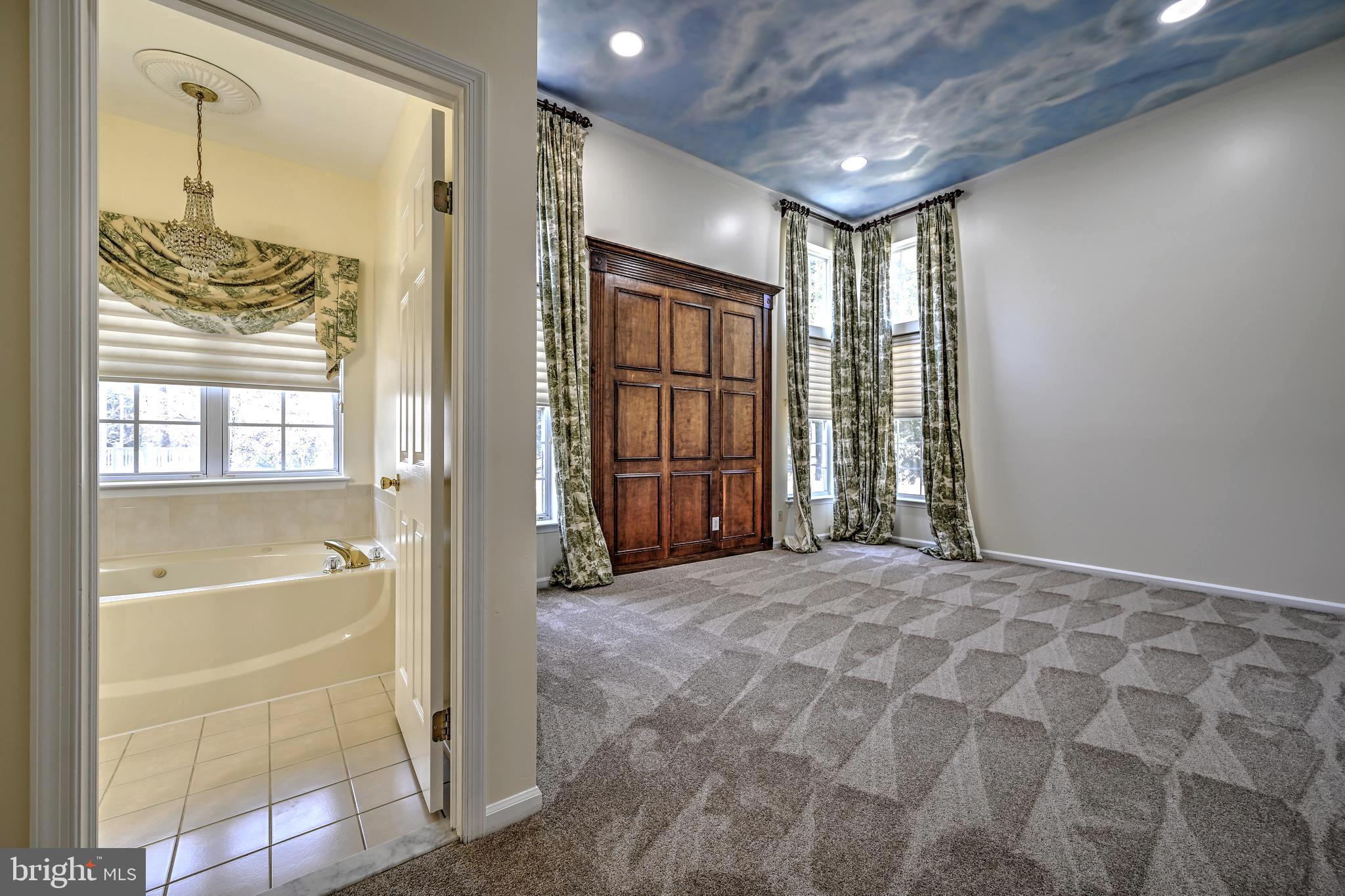 3 Eldridge Dr