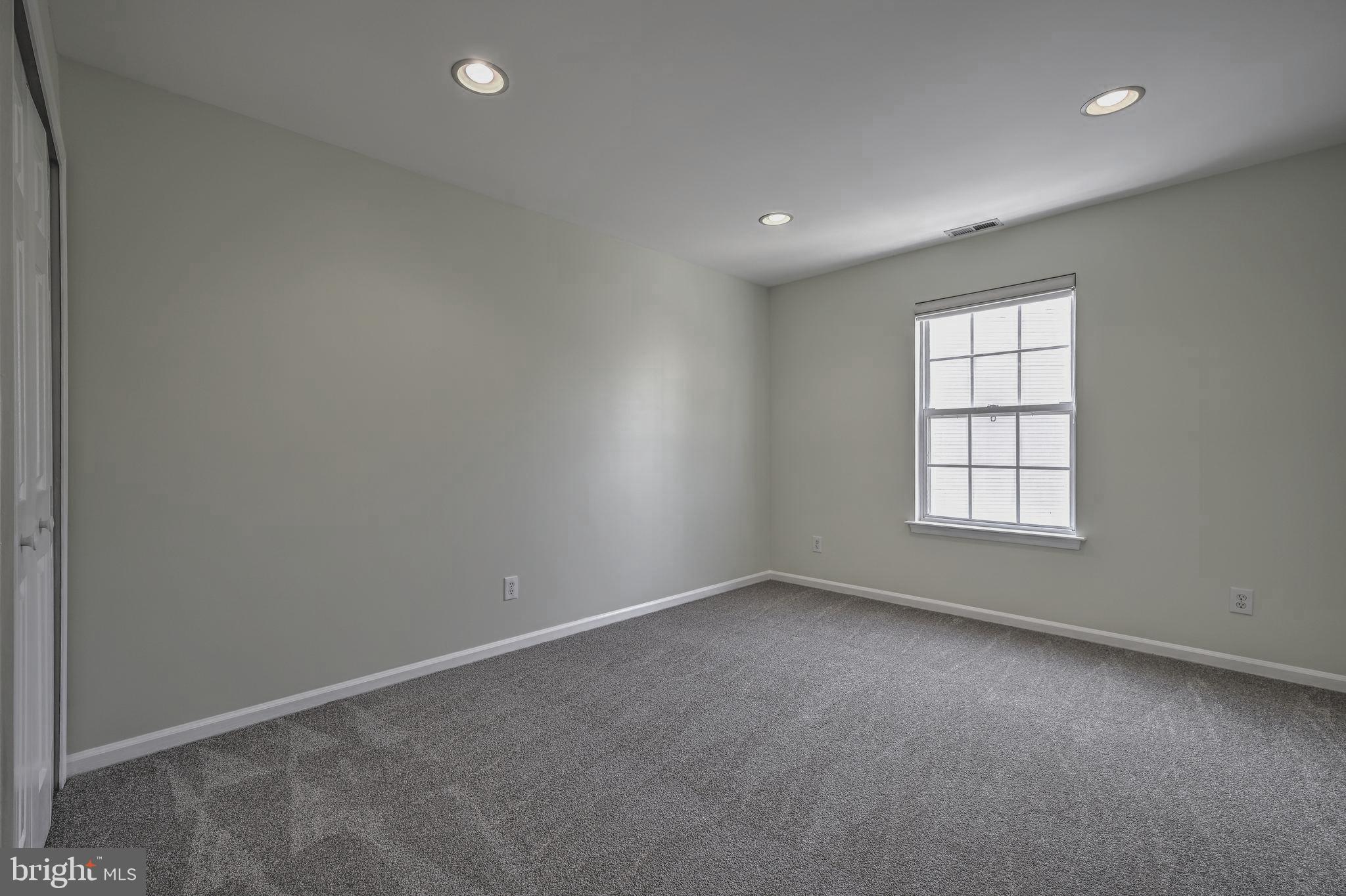 3 Eldridge Dr