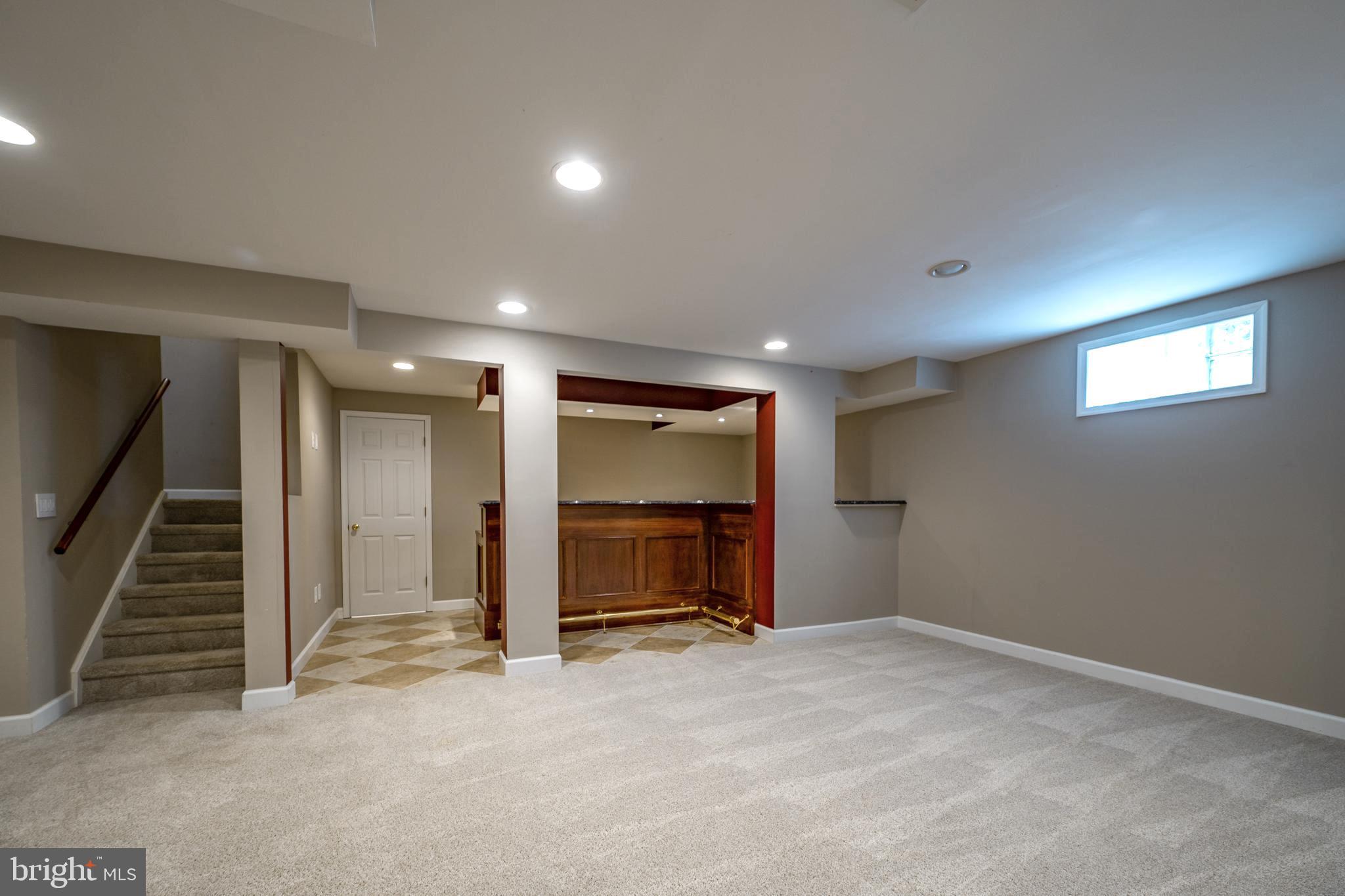 3 Eldridge Dr