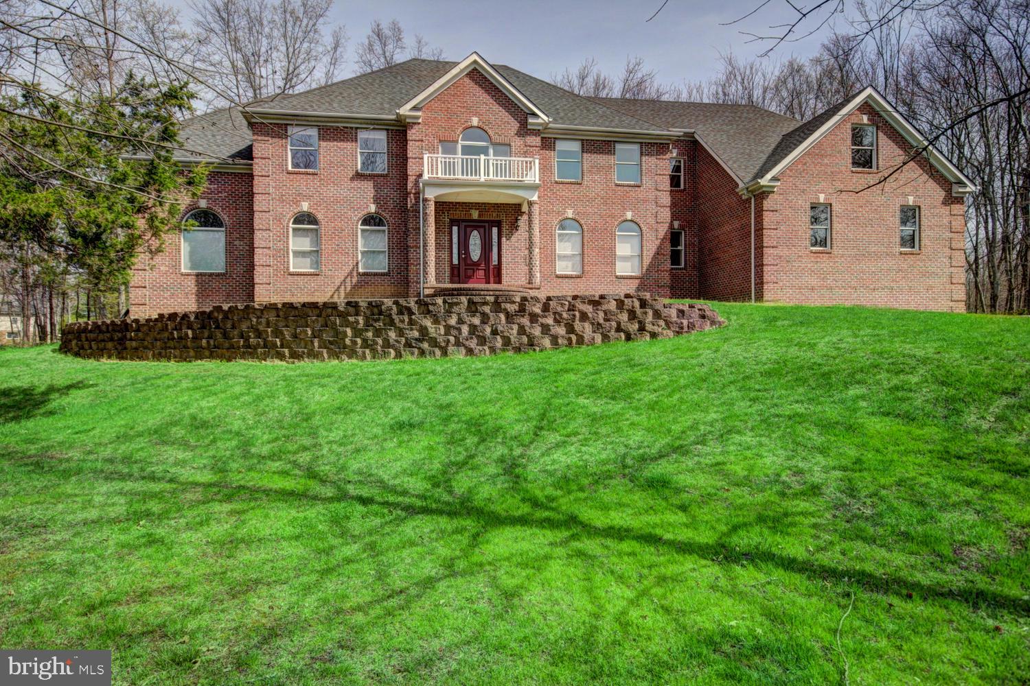 14 Benedek Rd