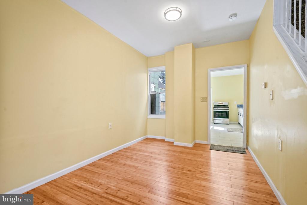 221 Rusling St