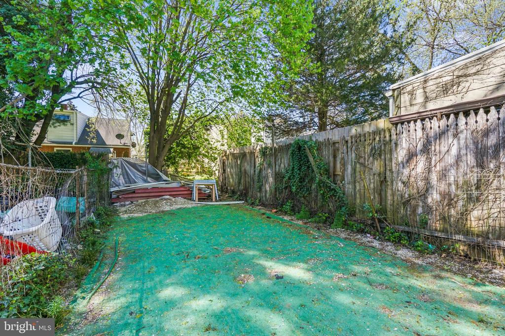 221 Rusling St