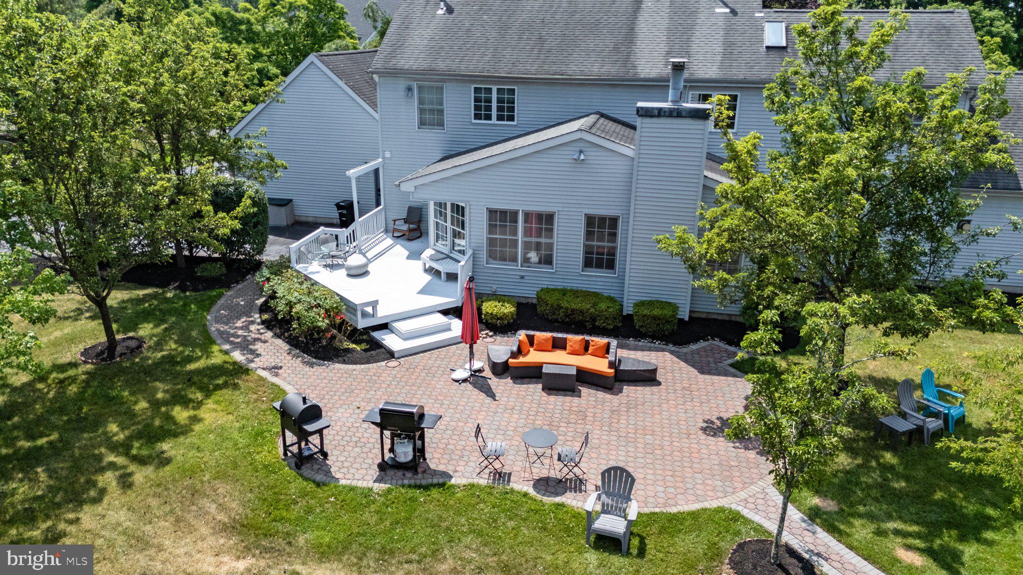 5 Glacier Dr