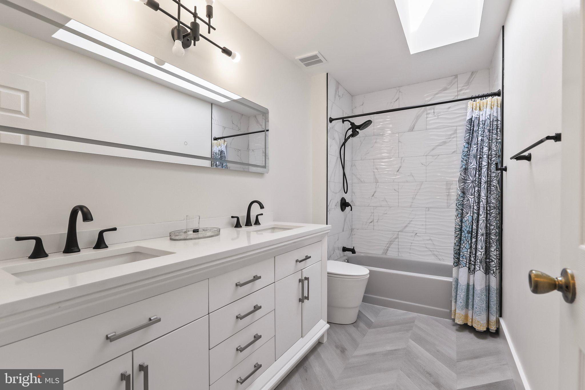 5 Glacier Dr