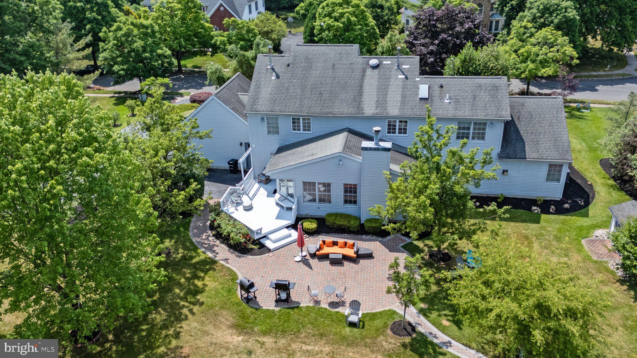 5 Glacier Dr