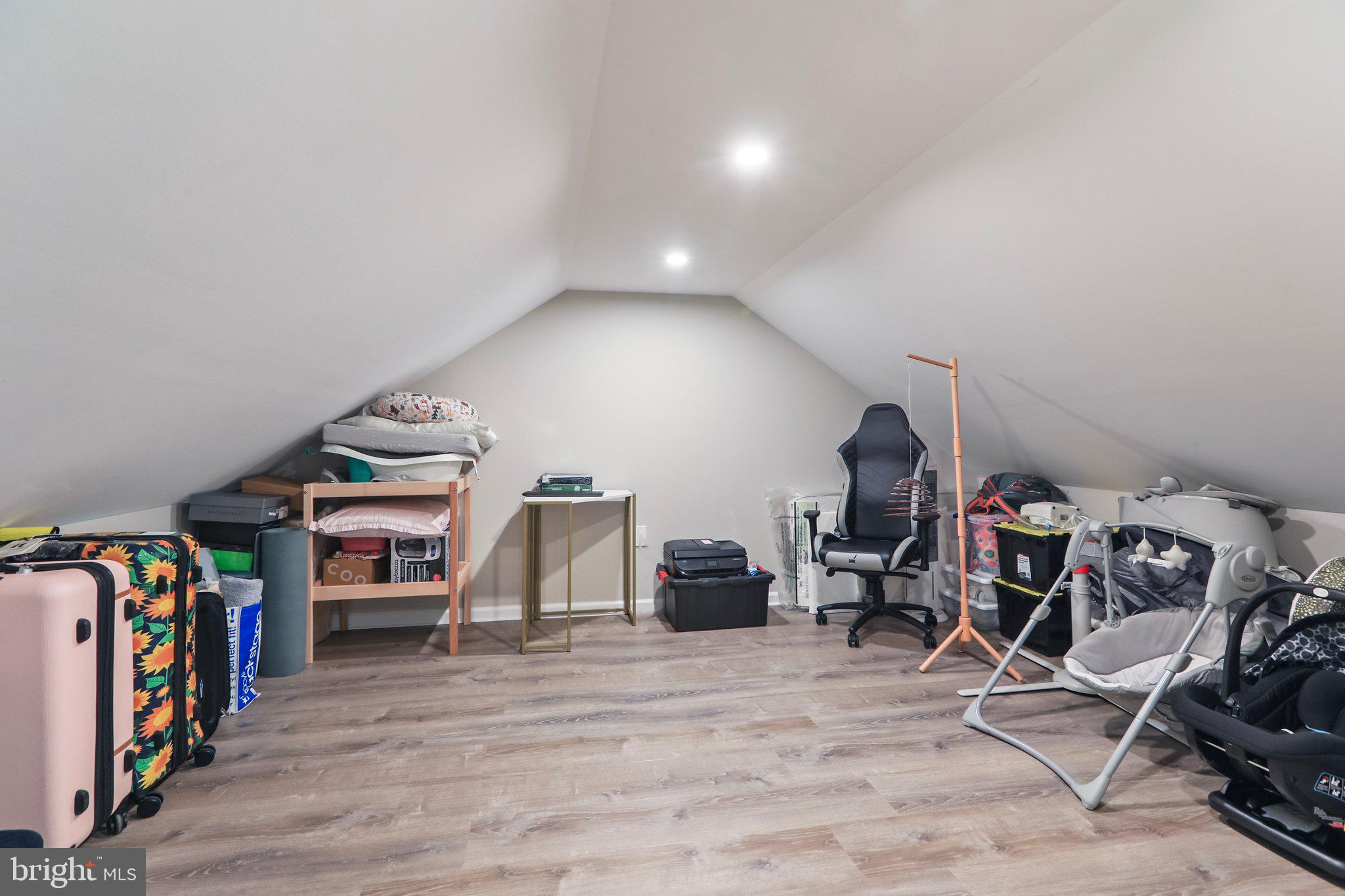 5 Glacier Dr