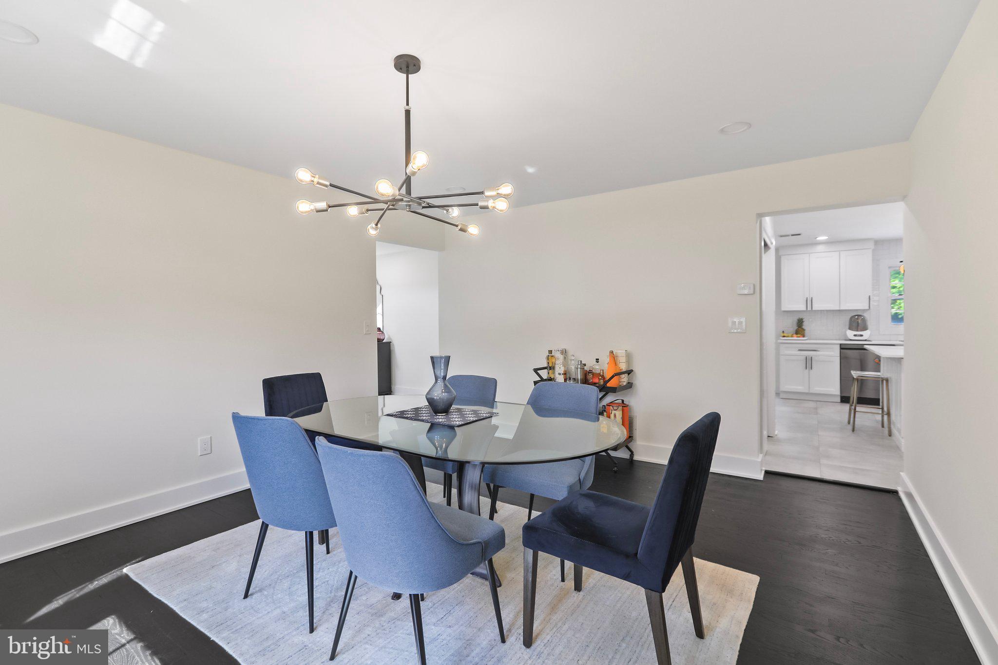 5 Glacier Dr