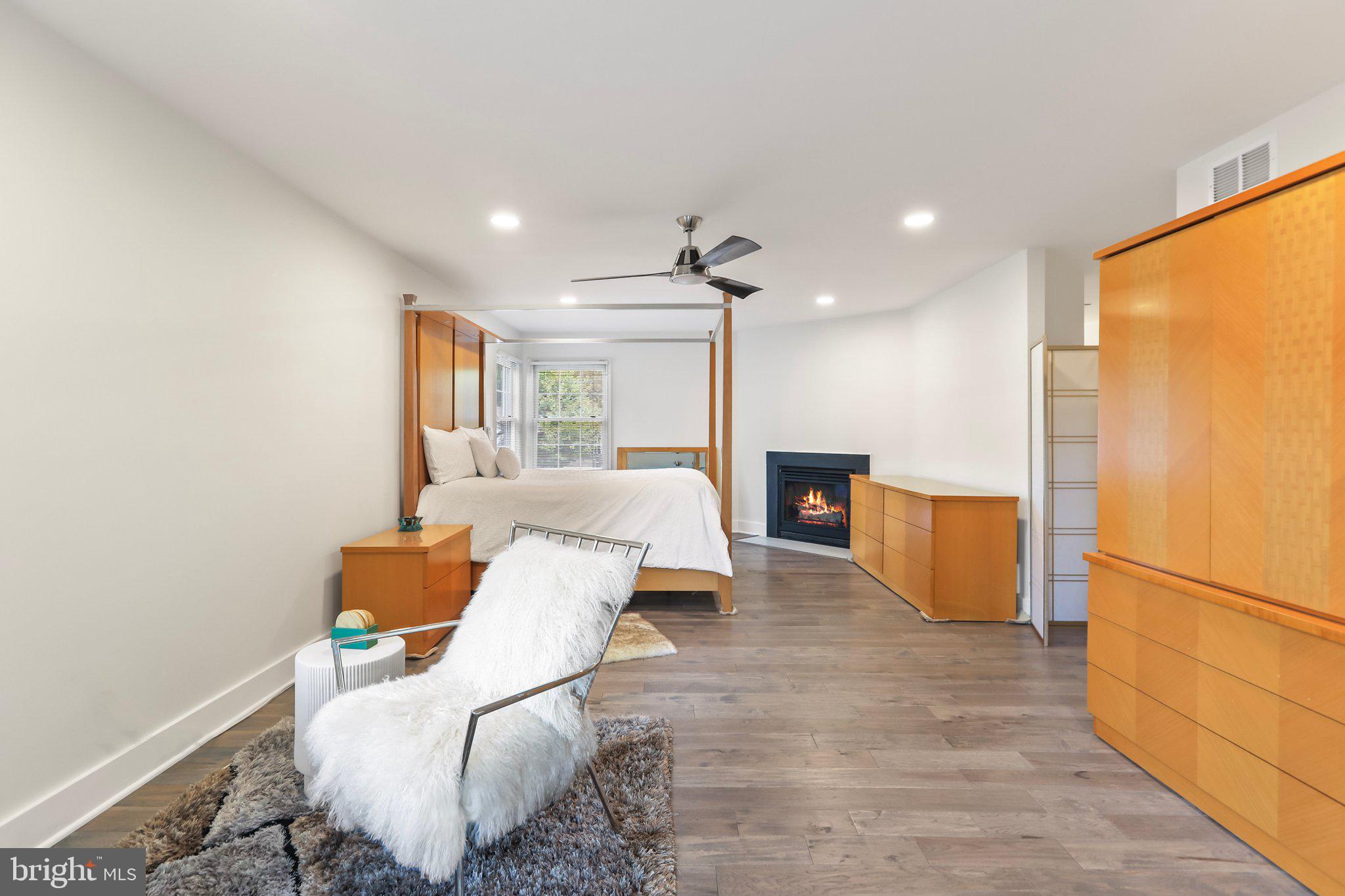 5 Glacier Dr