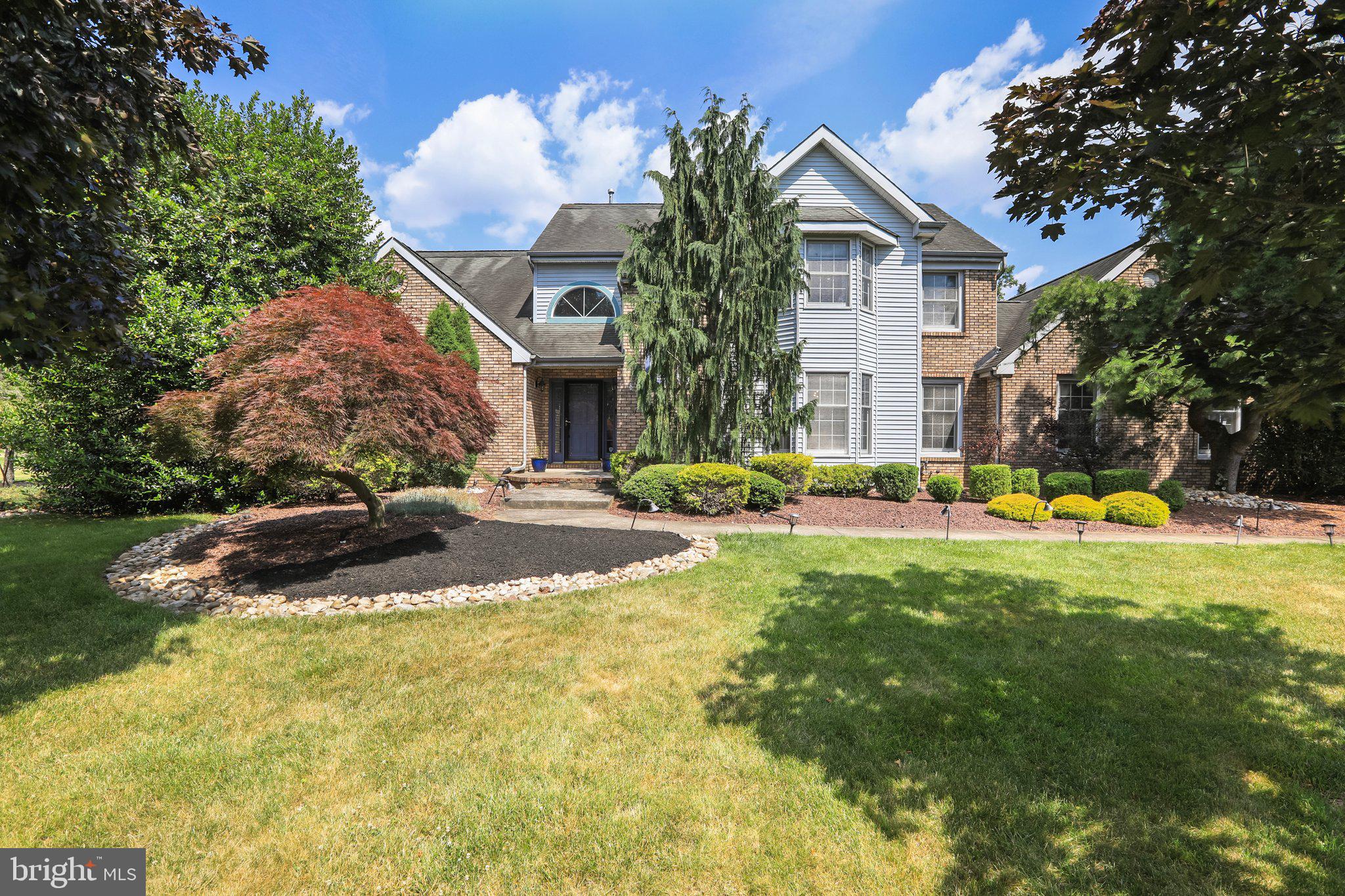 5 Glacier Dr
