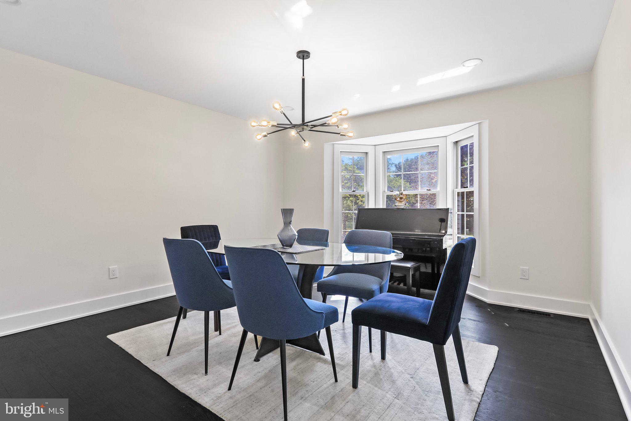 5 Glacier Dr
