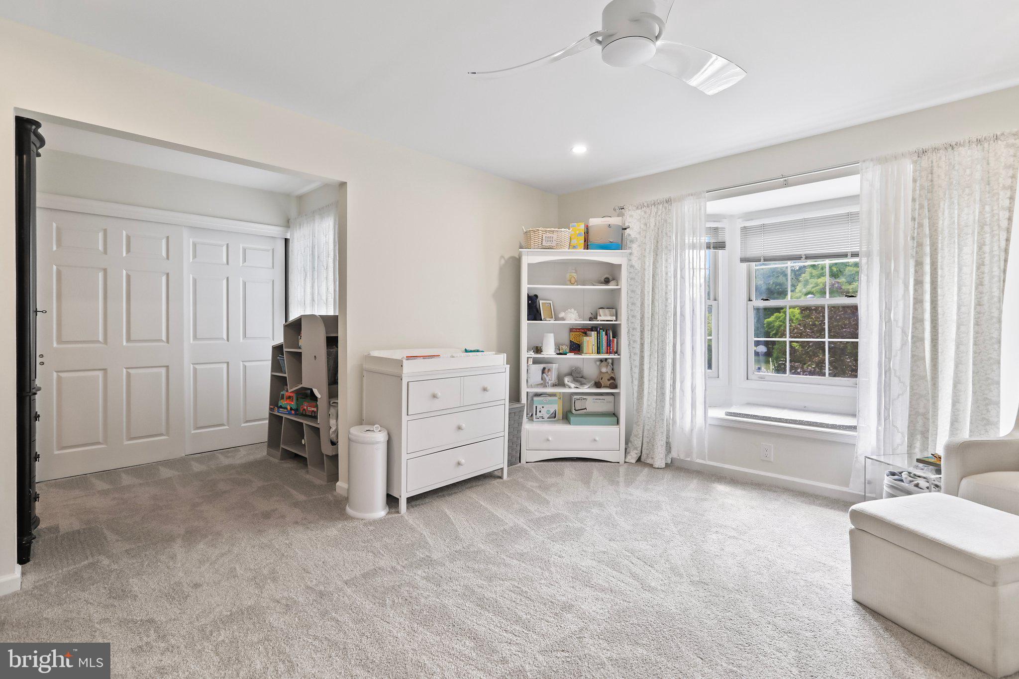 5 Glacier Dr