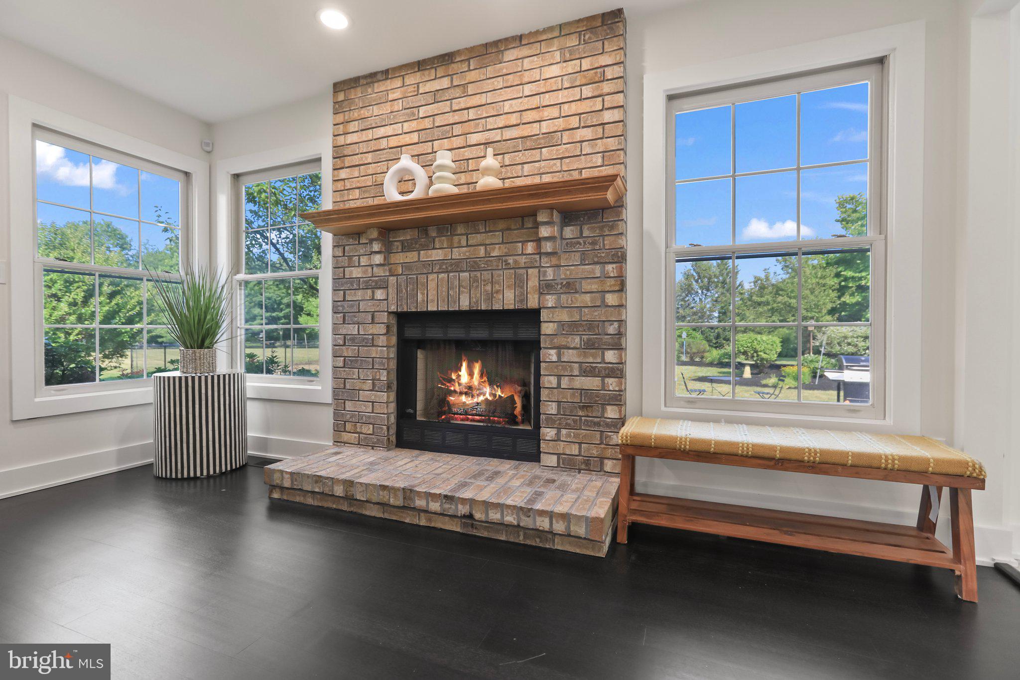 5 Glacier Dr