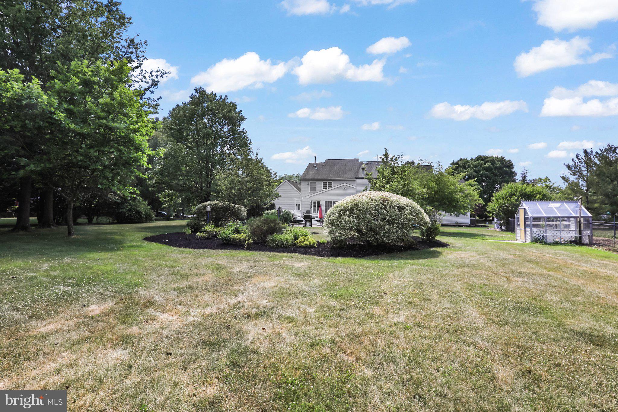 5 Glacier Dr